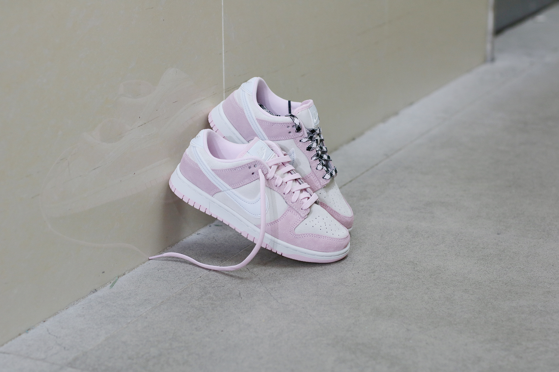 Nike Dunk Low LX Pink Foam  DV3054-600