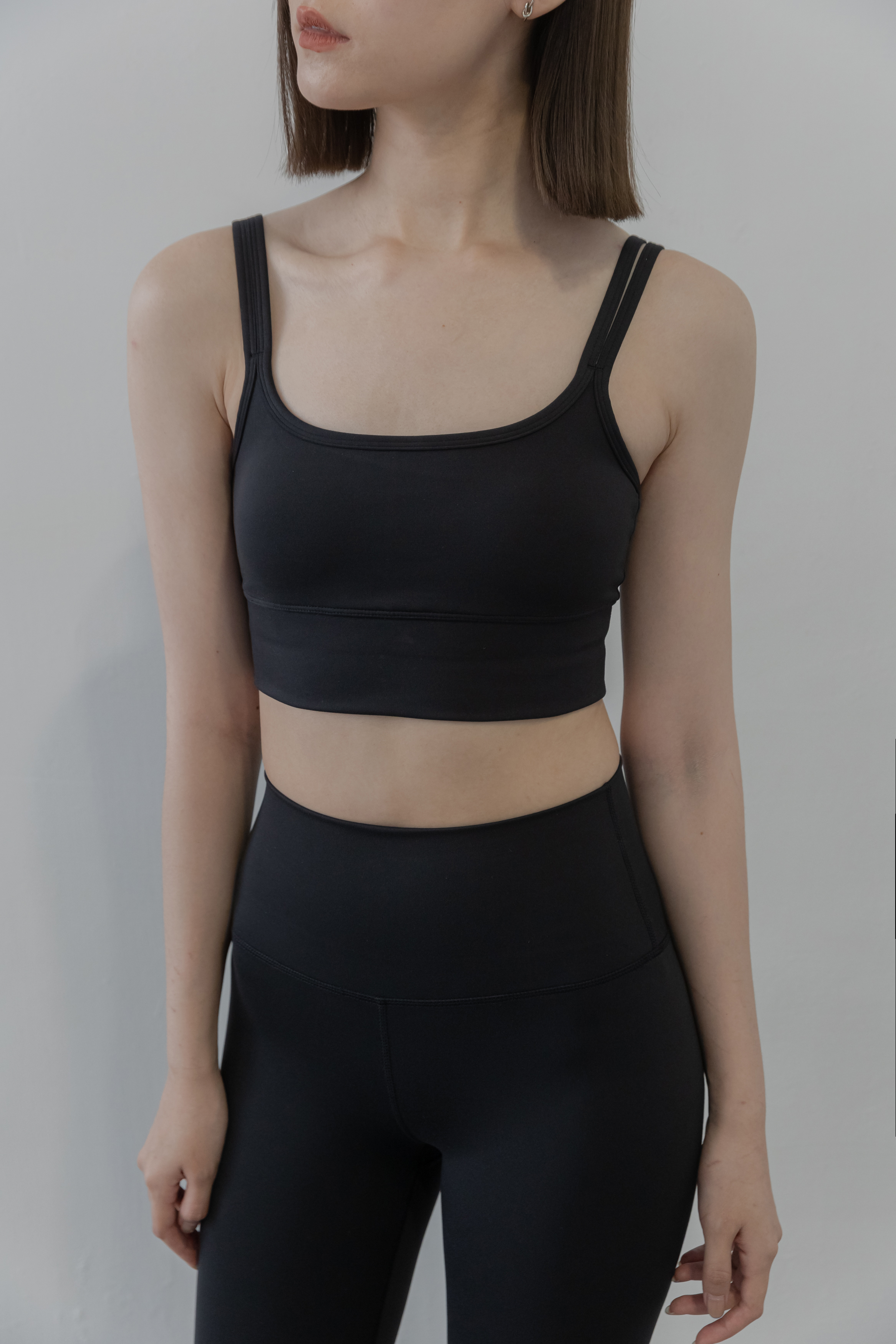 Shyni Strappy Back Bra Top- 正黑