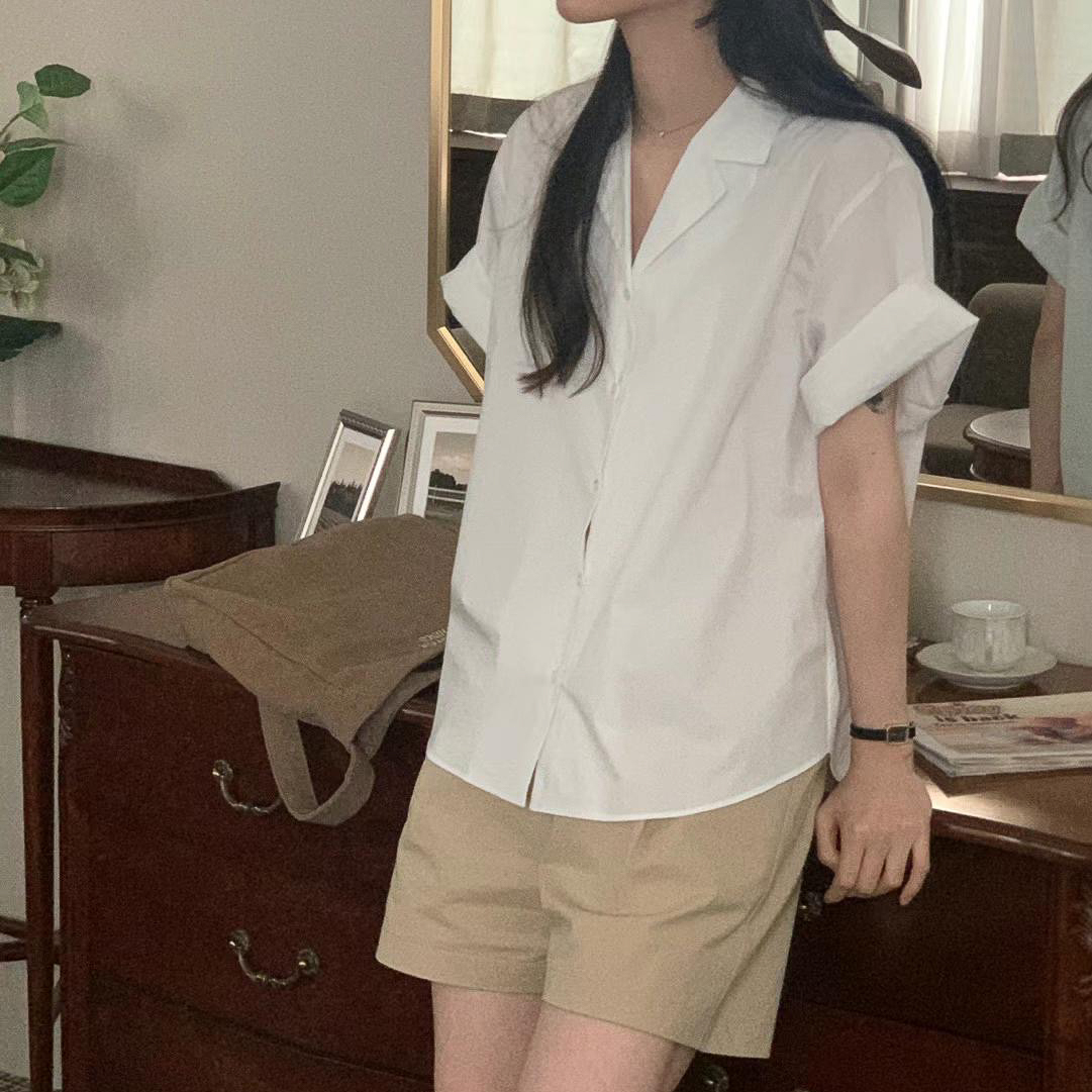 V低領袖反摺知性短袖襯(白)