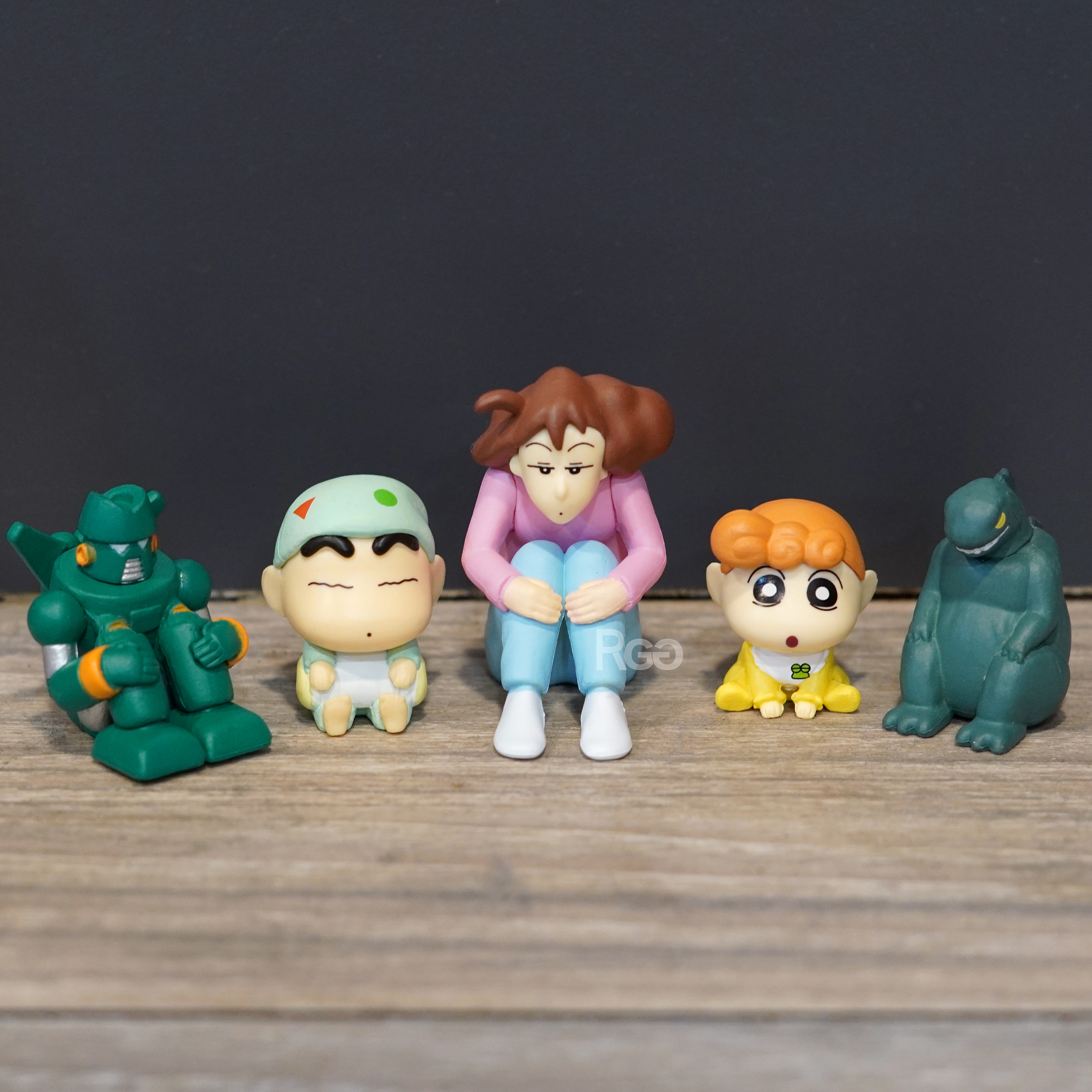 日本🇯🇵萬代Bandai 蠟筆小新 等待中P4 扭蛋公仔