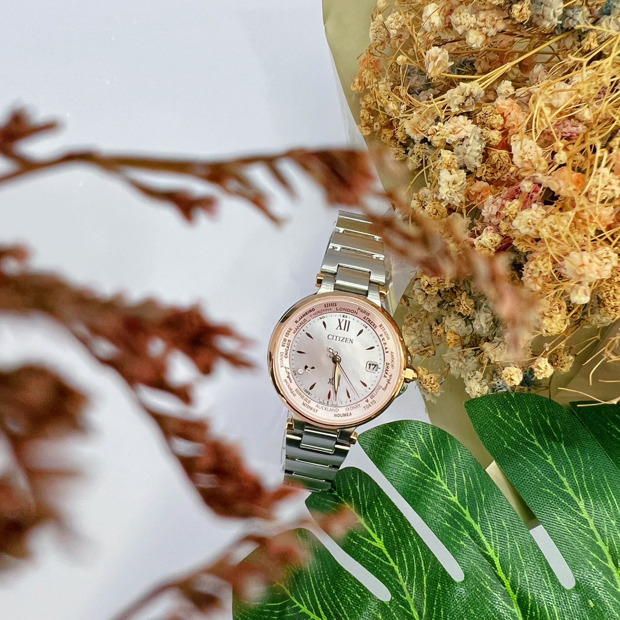 【CITIZEN 星辰】XC時尚都會光動能女錶EC1011-62W 29mm現代鐘錶