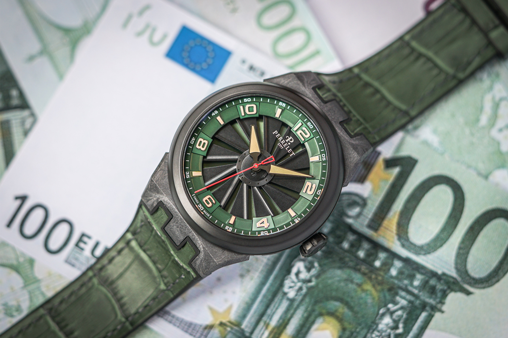 噴射機般渦輪引擎 沛力錶PERRELET森林綠、午夜藍旋風碳纖維腕錶