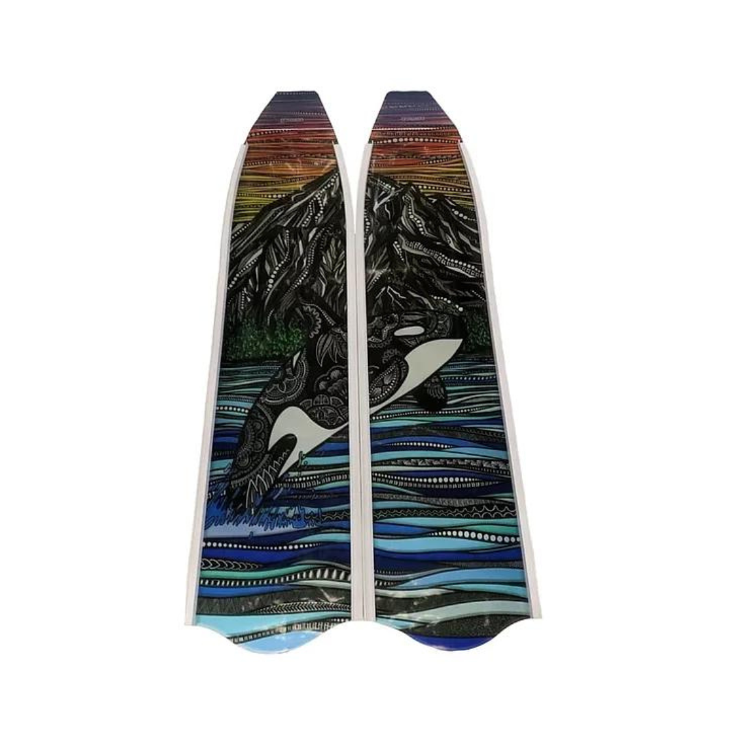 ▲PENETRATOR 玻纖長蛙鞋裸板-山脈虎鯨