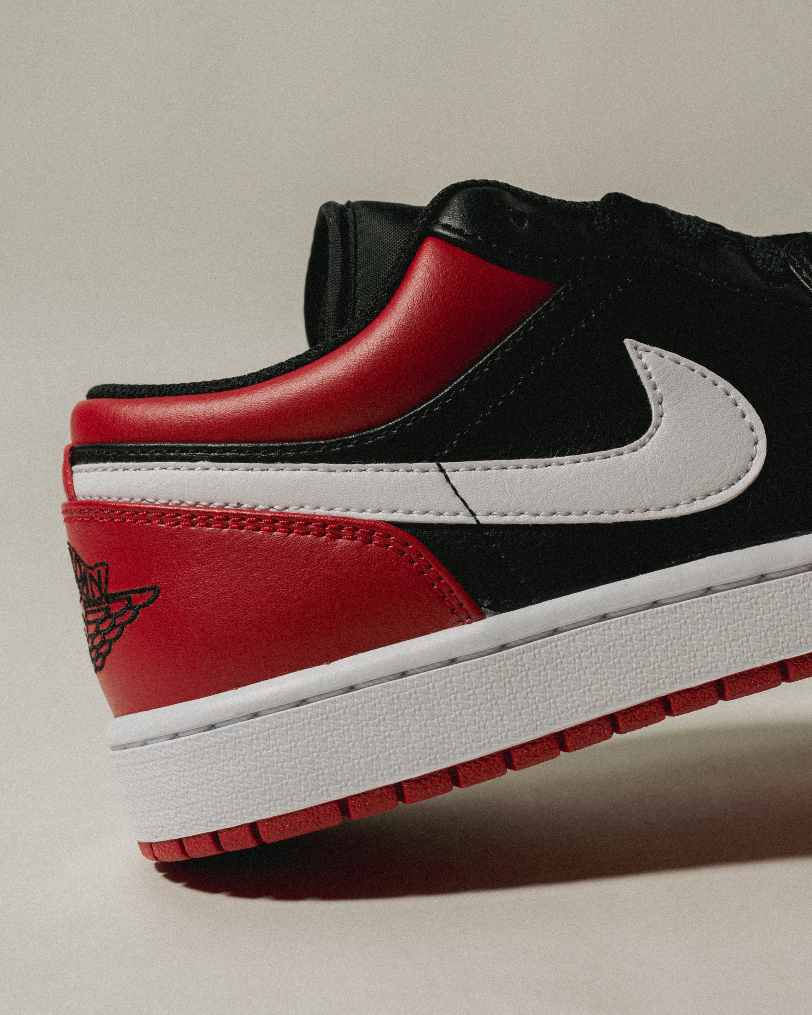 [現貨] Air Jordan 1 Low Bred Toe 553558-066