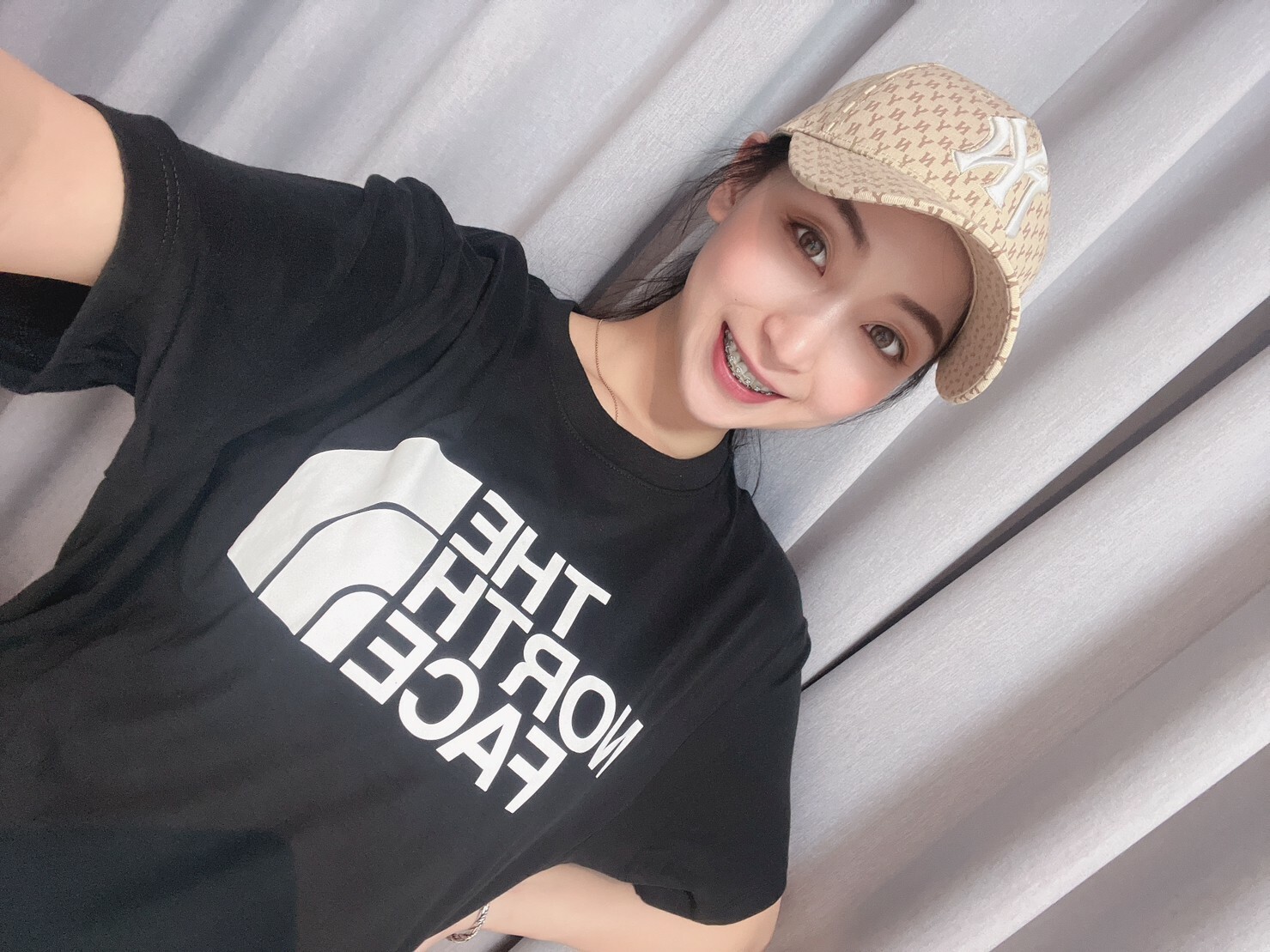 現貨 THE NORTH FACE 北臉 大LOGO 棉短T 短袖 上衣 黑 MAY-