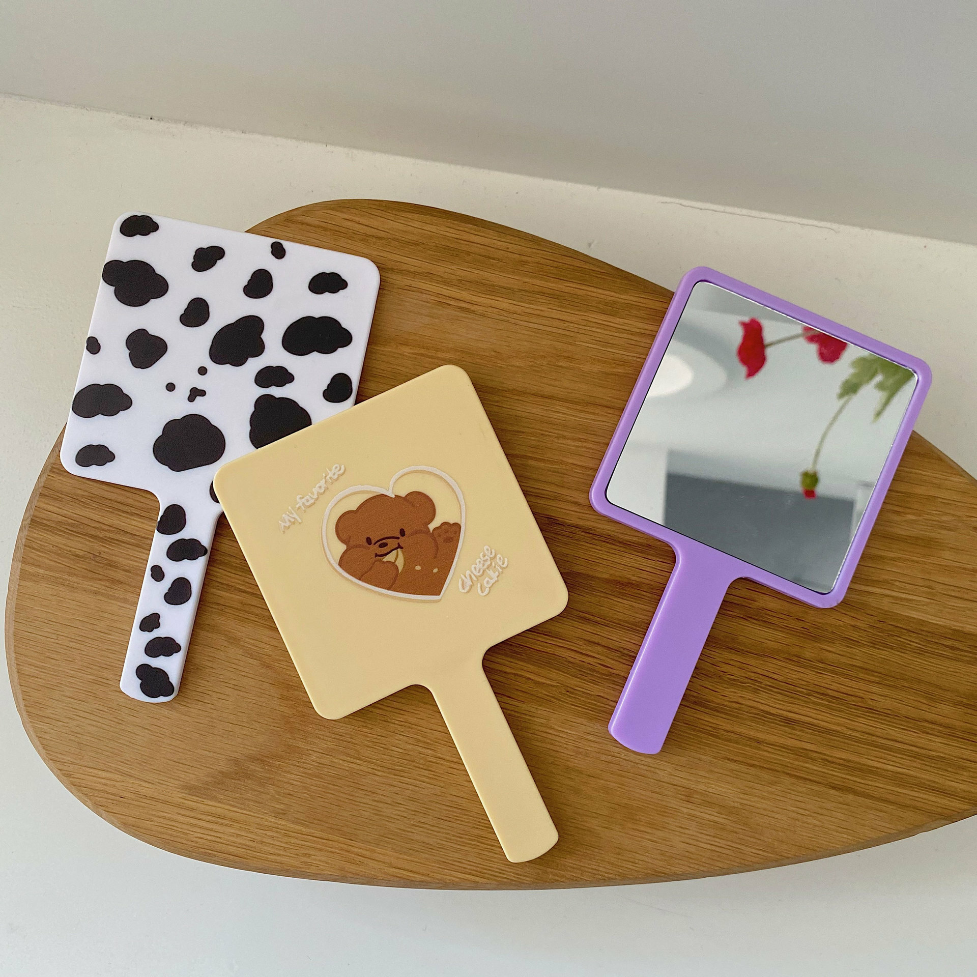 《2264》可愛牛奶小熊手拿補妝鏡