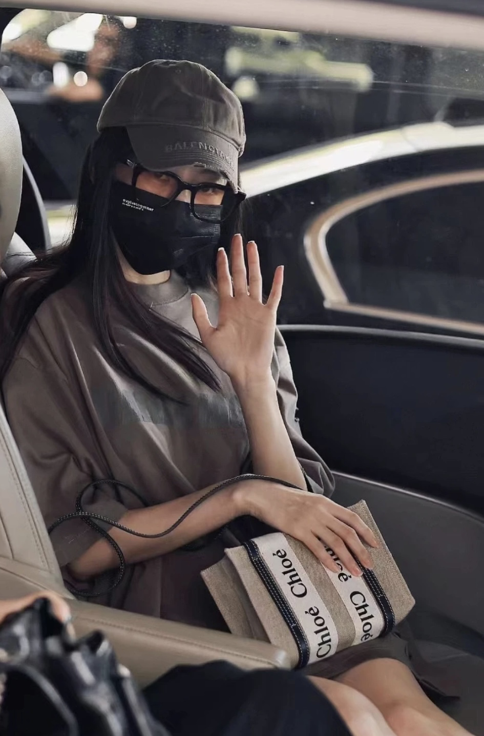 Chloe 藍色迷你Tote-T