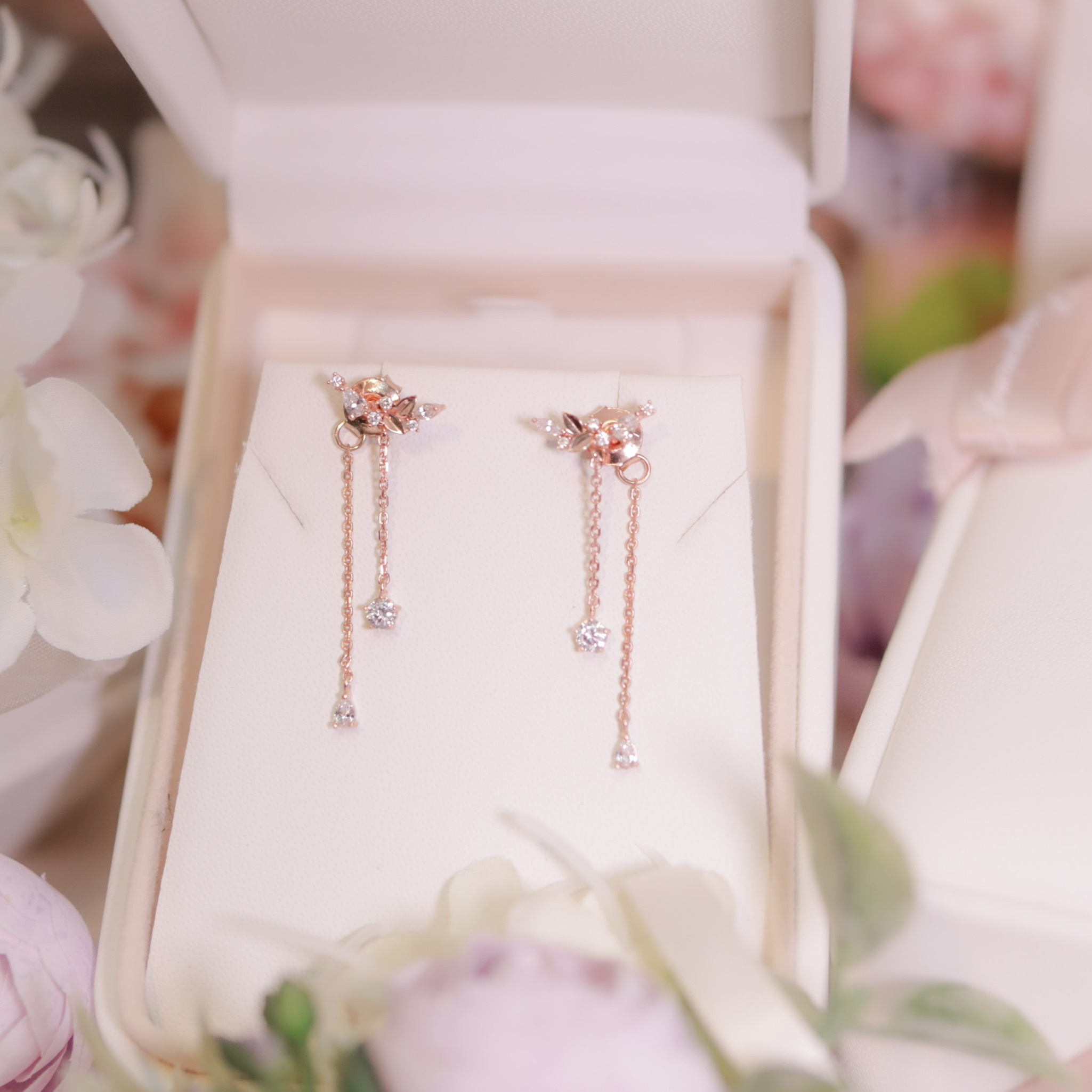 | 925純銀・ 厚鍍玫瑰金 | 花花國度耳環 | EA0650 |