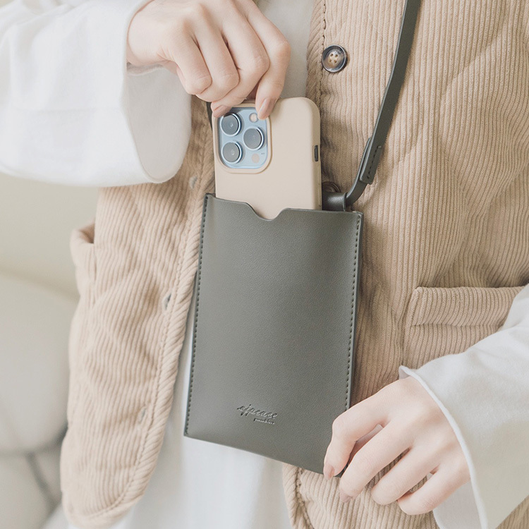 AJPEACE皮革掛繩手機包