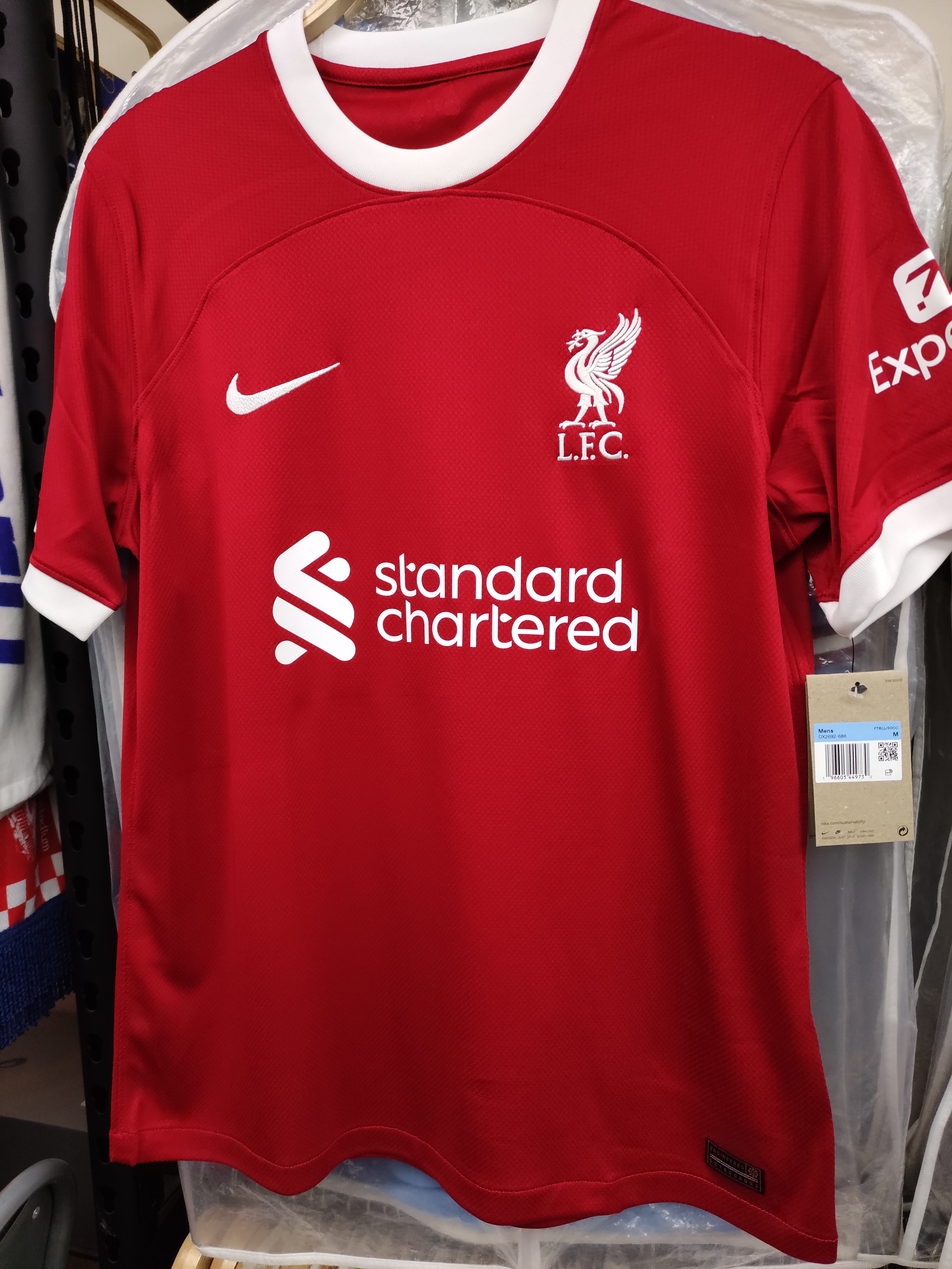 23-24利物浦主場球迷版球衣