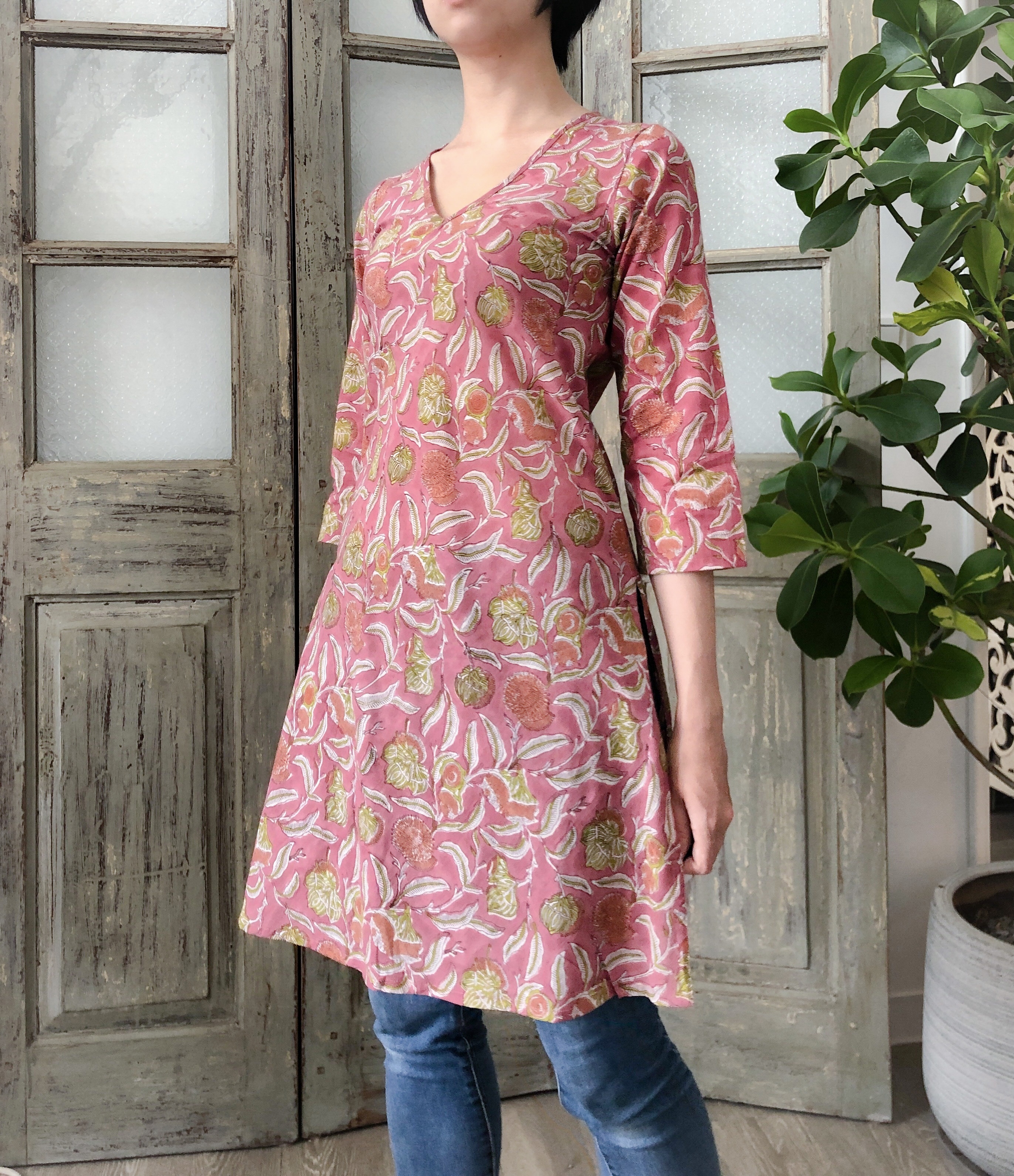 Season's Whisper 四季物語 煙玫瑰 April Kurta