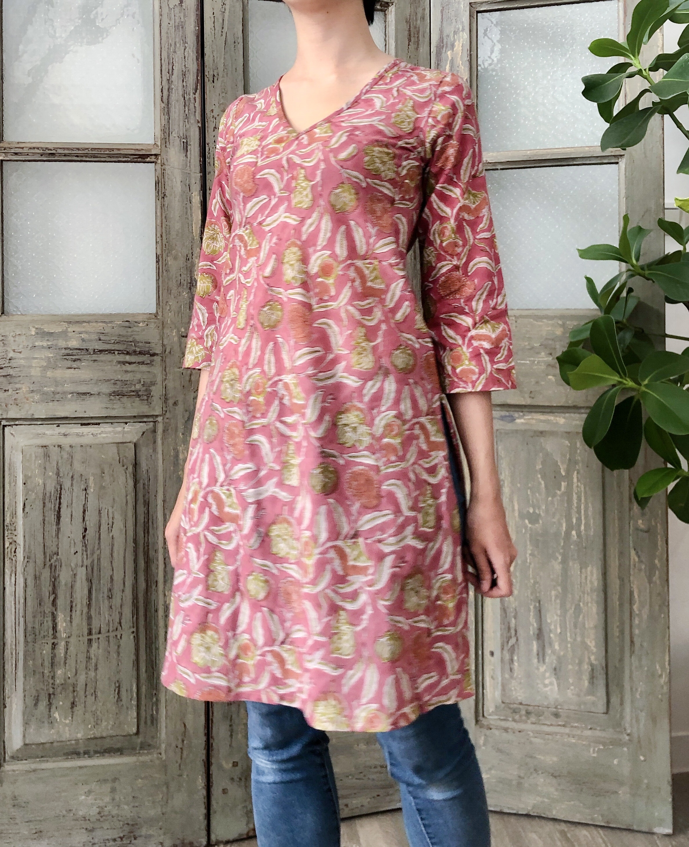 Season's Whisper 四季物語 煙玫瑰 April Kurta