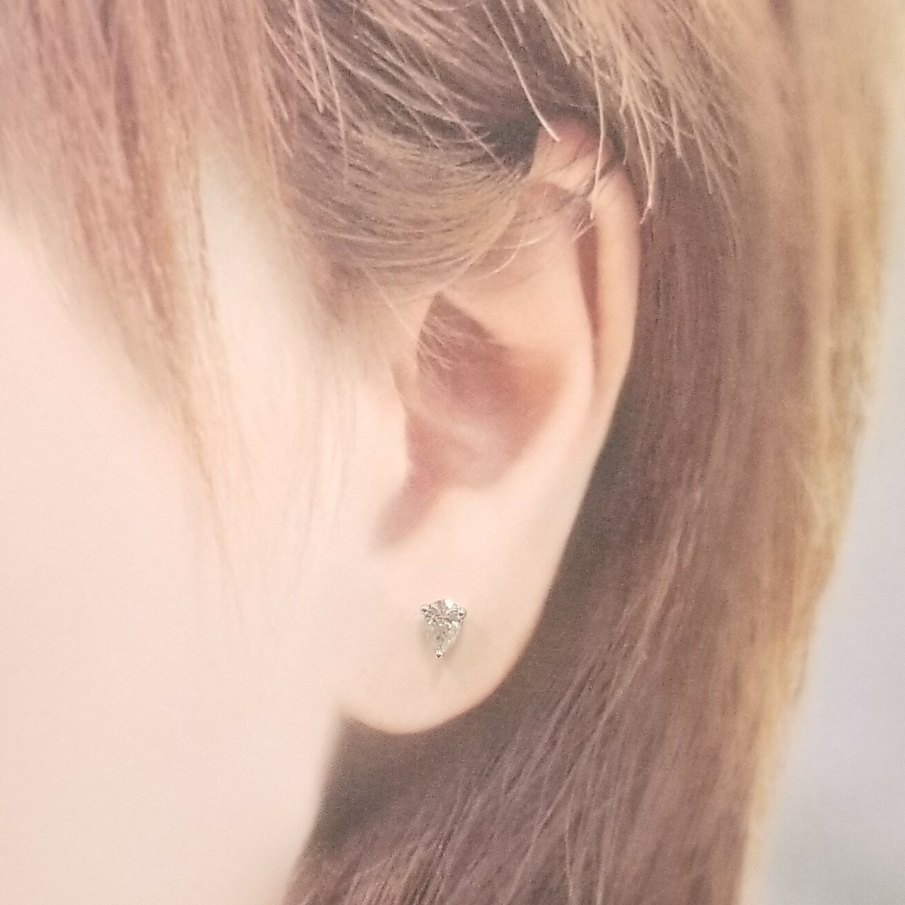 全新18K白金【主石74份梨形鑽石】耳環