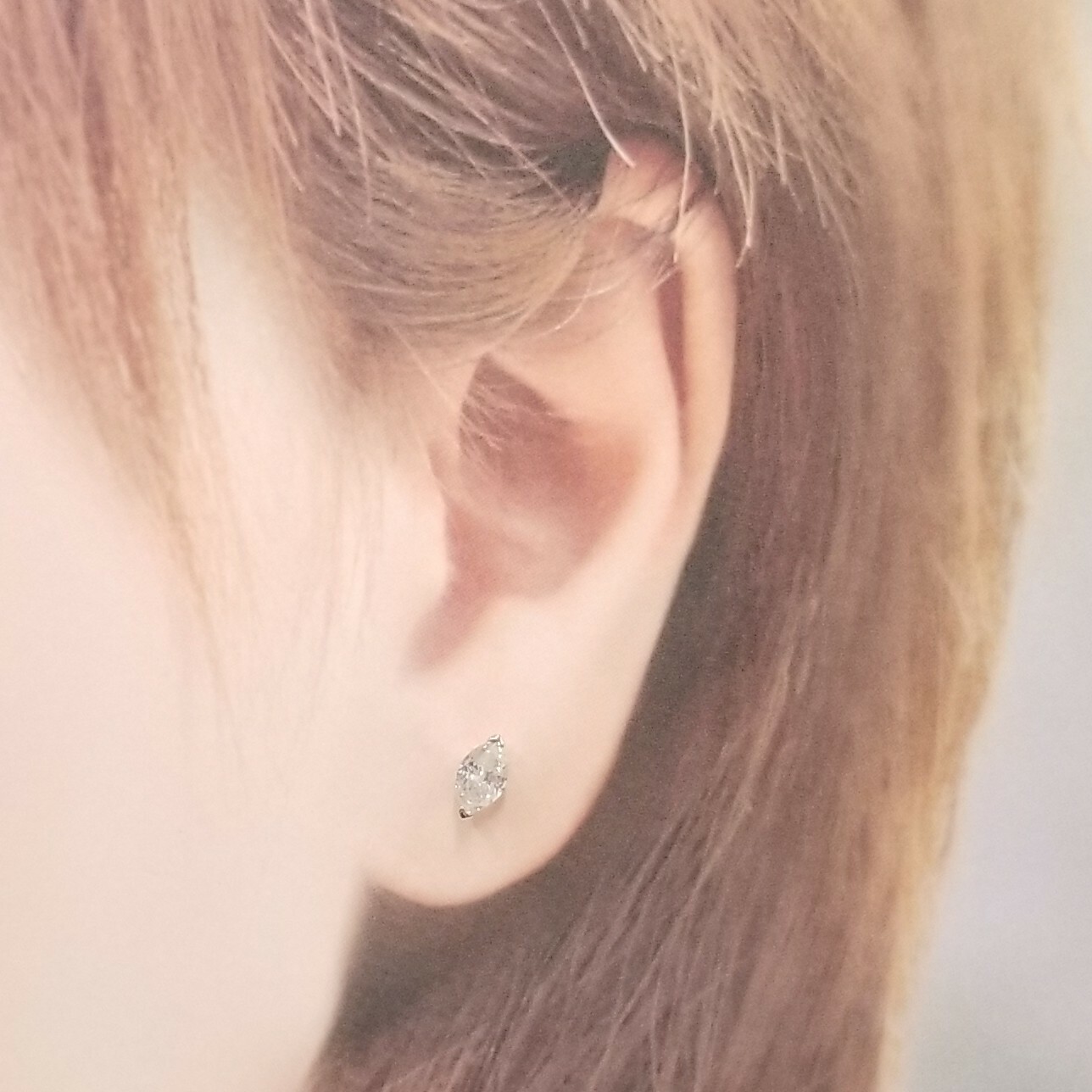全新18K白金【主石48份欖尖形鑽石】單耳環