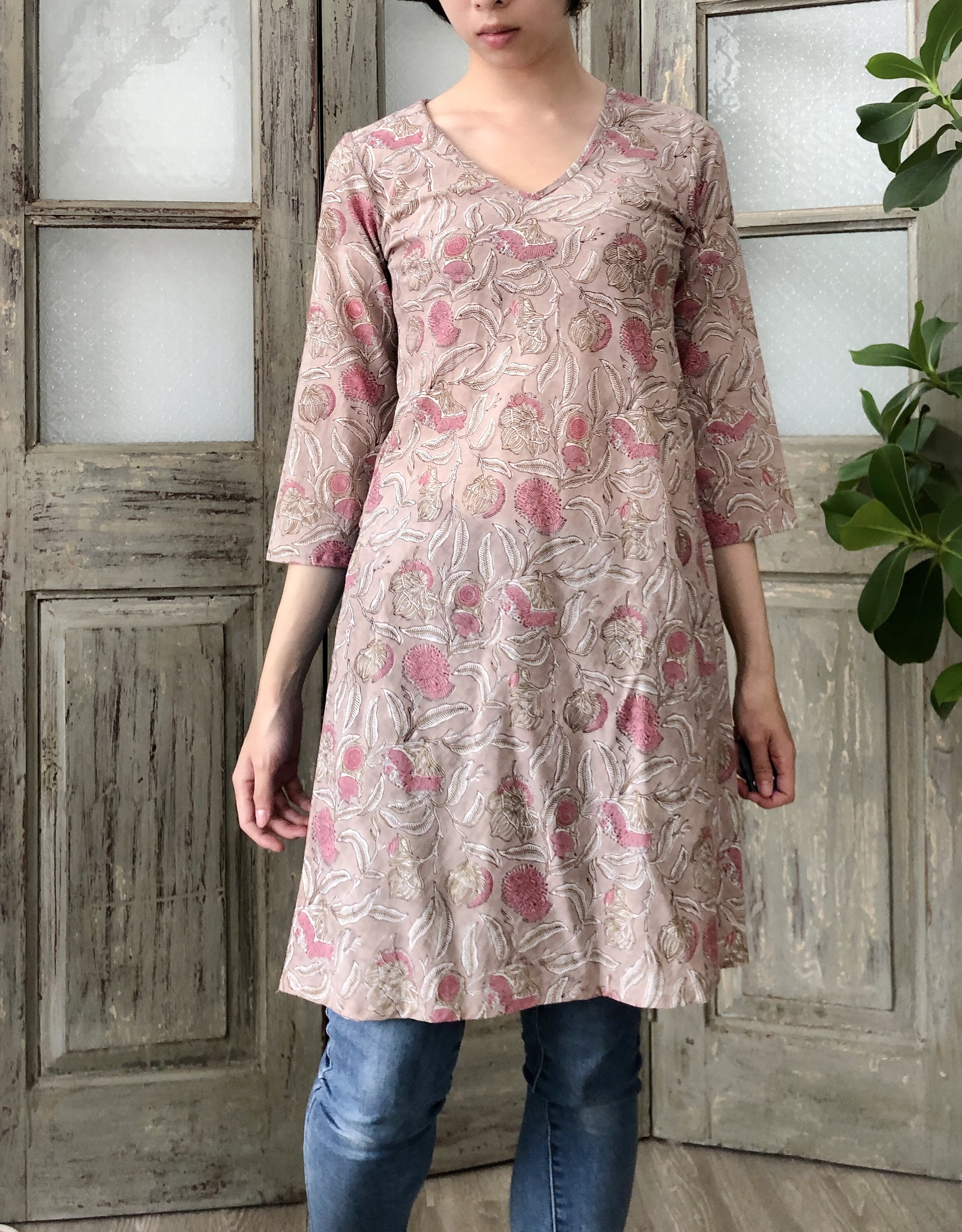 Season's Whisper 四季物語 雪粉灰 April Kurta