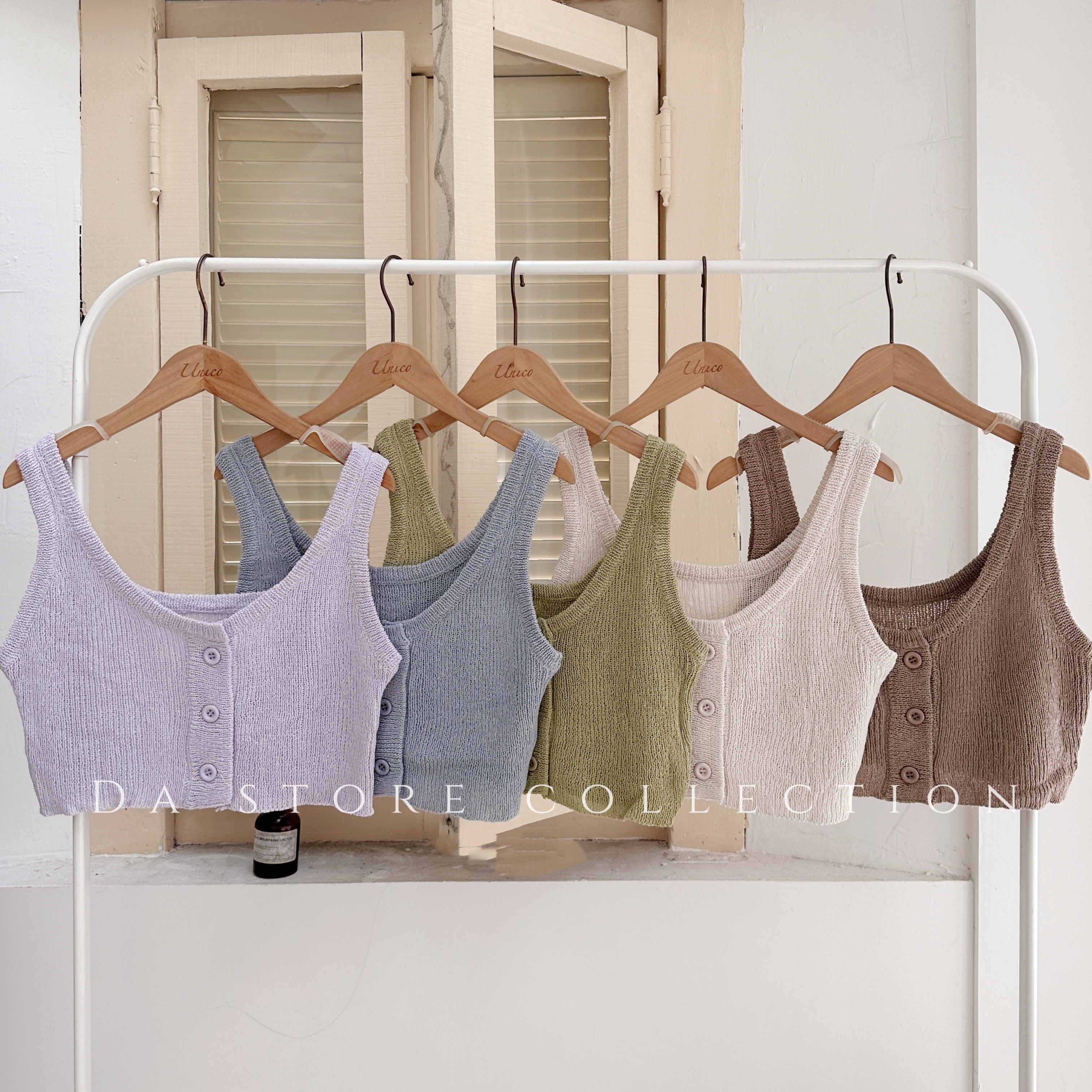 U領針織排釦微透背心/五色