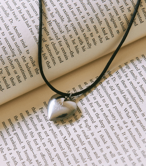 ronron SYMBOL HEART LOCKET NECKLACE SILVER