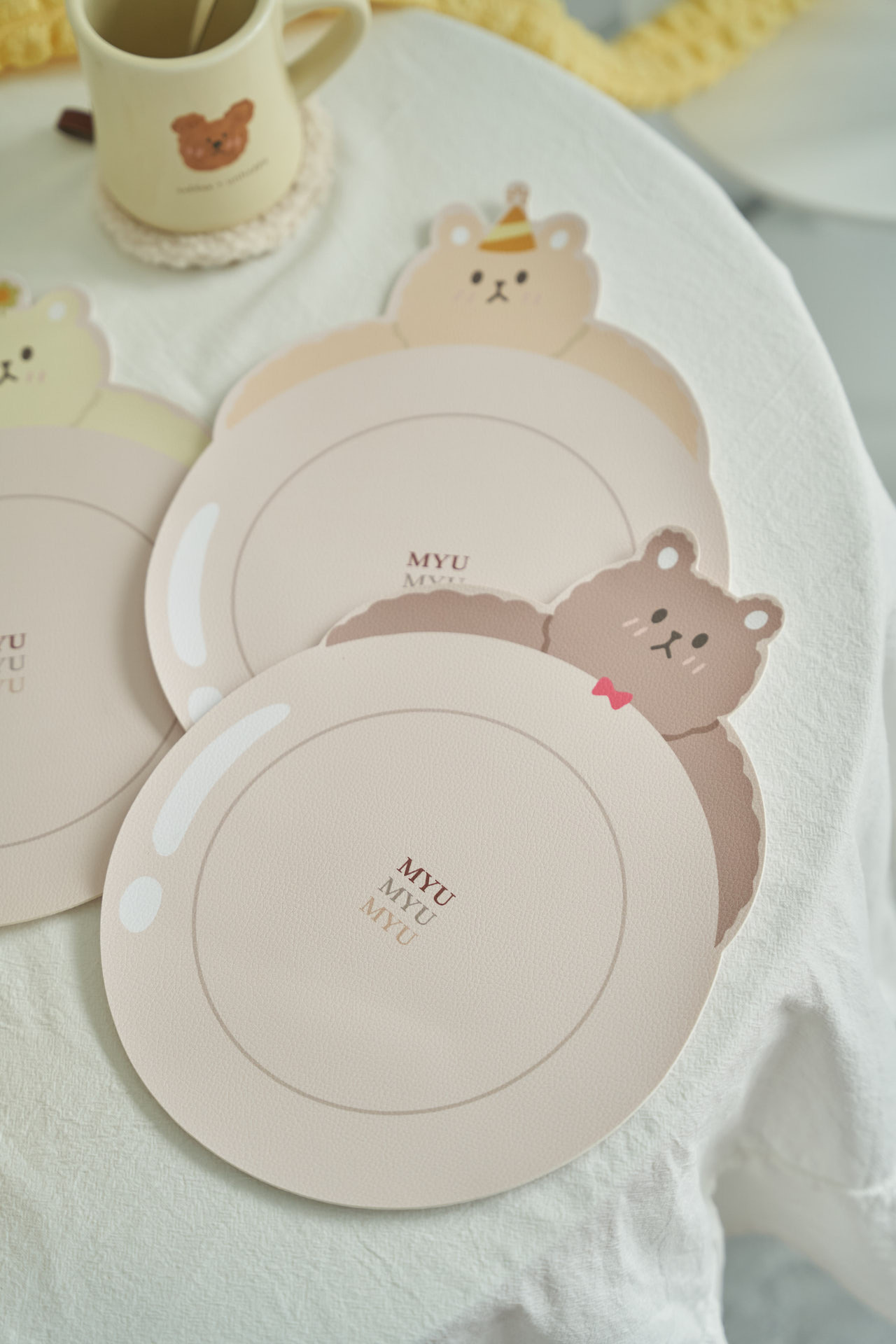 沐慕熊皮革餐墊