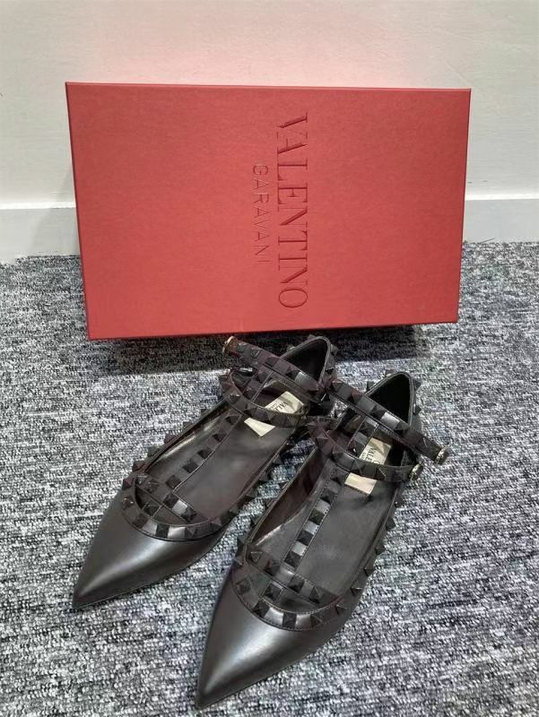 Valentino  深啡羊皮釘釘綁帶平底鞋 -T