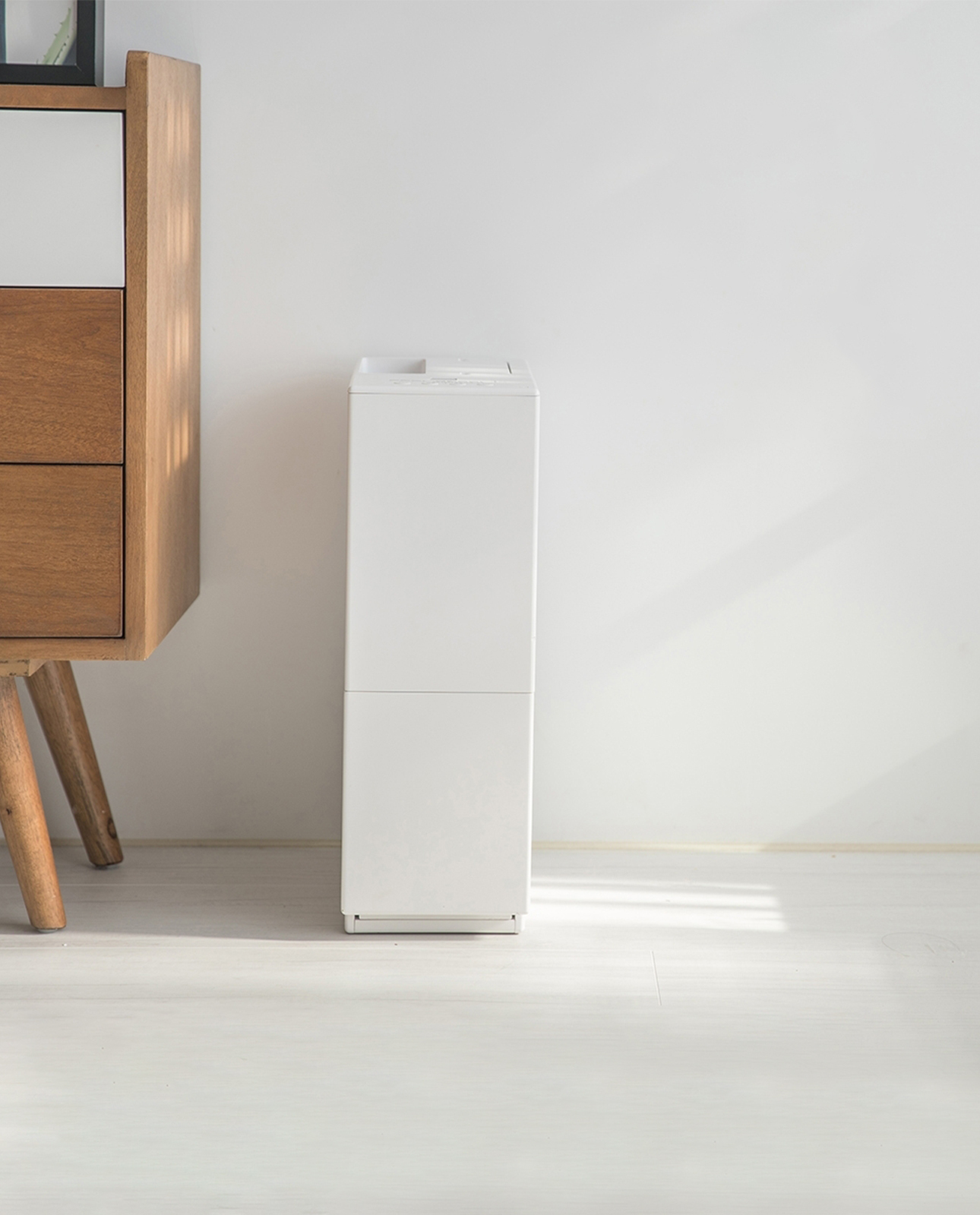 [月付型(新品)出租方案] 正負零 | 日本除濕機 XQJ-C010 (白)