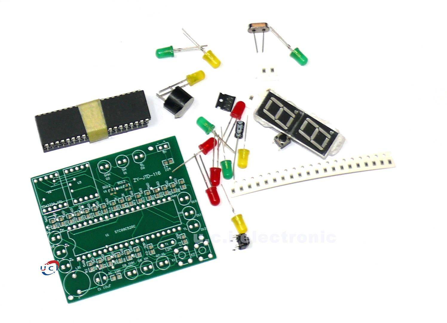 【UCI電子】 (中) DIY交通燈  DC5V 51單片機交通燈製作套件信號燈DIY組裝散件