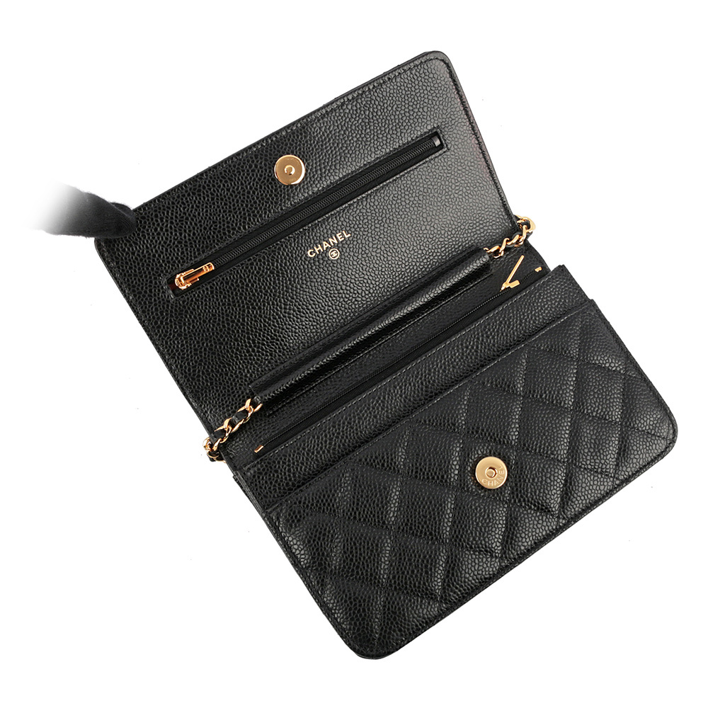 【CHANEL】經典CC Logo淡金釦荔枝皮革WOC(黑色)