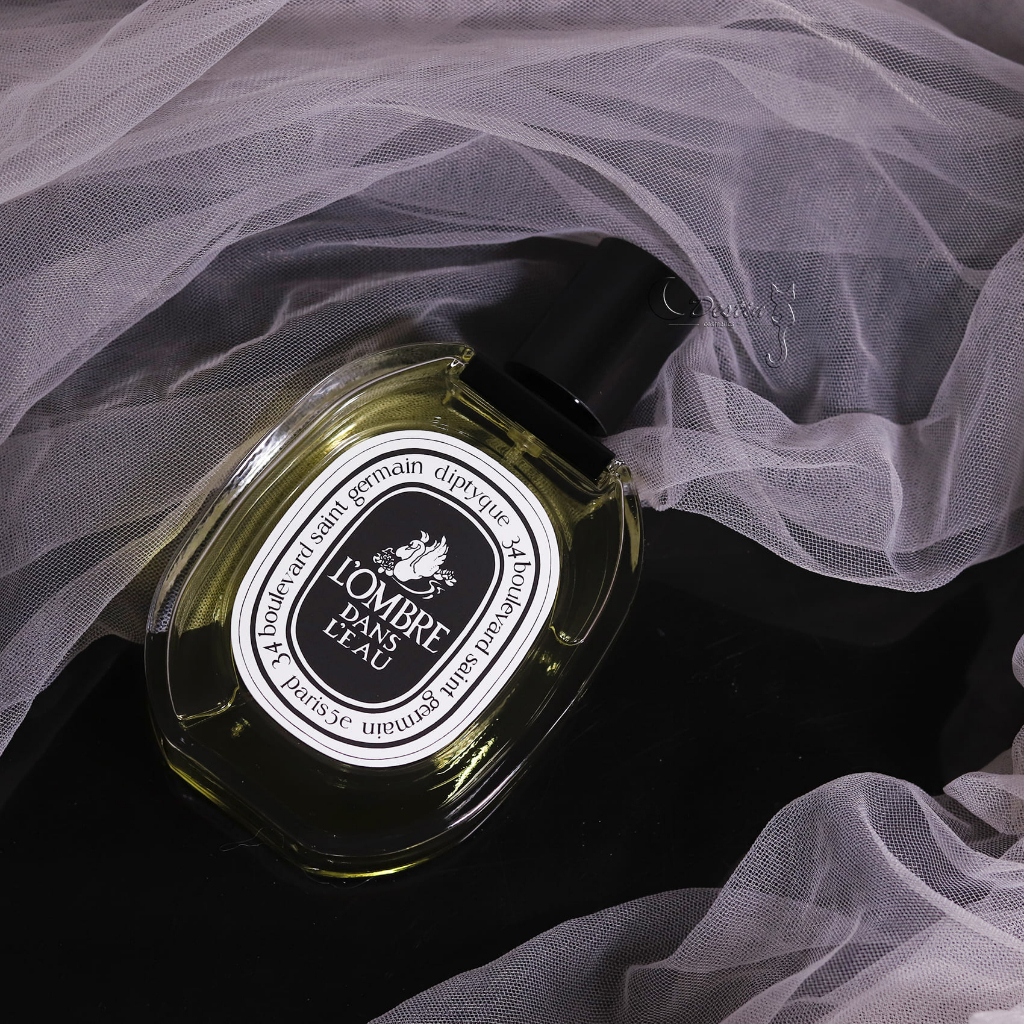 diptyque L'OMBRE DANS L'EAU 香水 lifestyle_visuel_edt-l-ombre-
