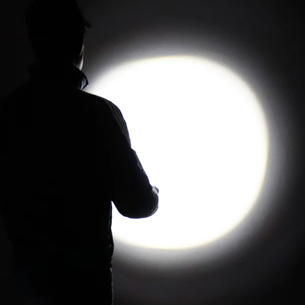 Ledlenser 手電筒 P14