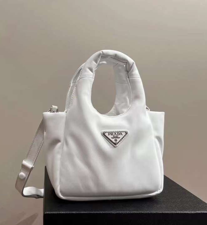 Prada Soft Mini 軟羊皮 手提包 -M