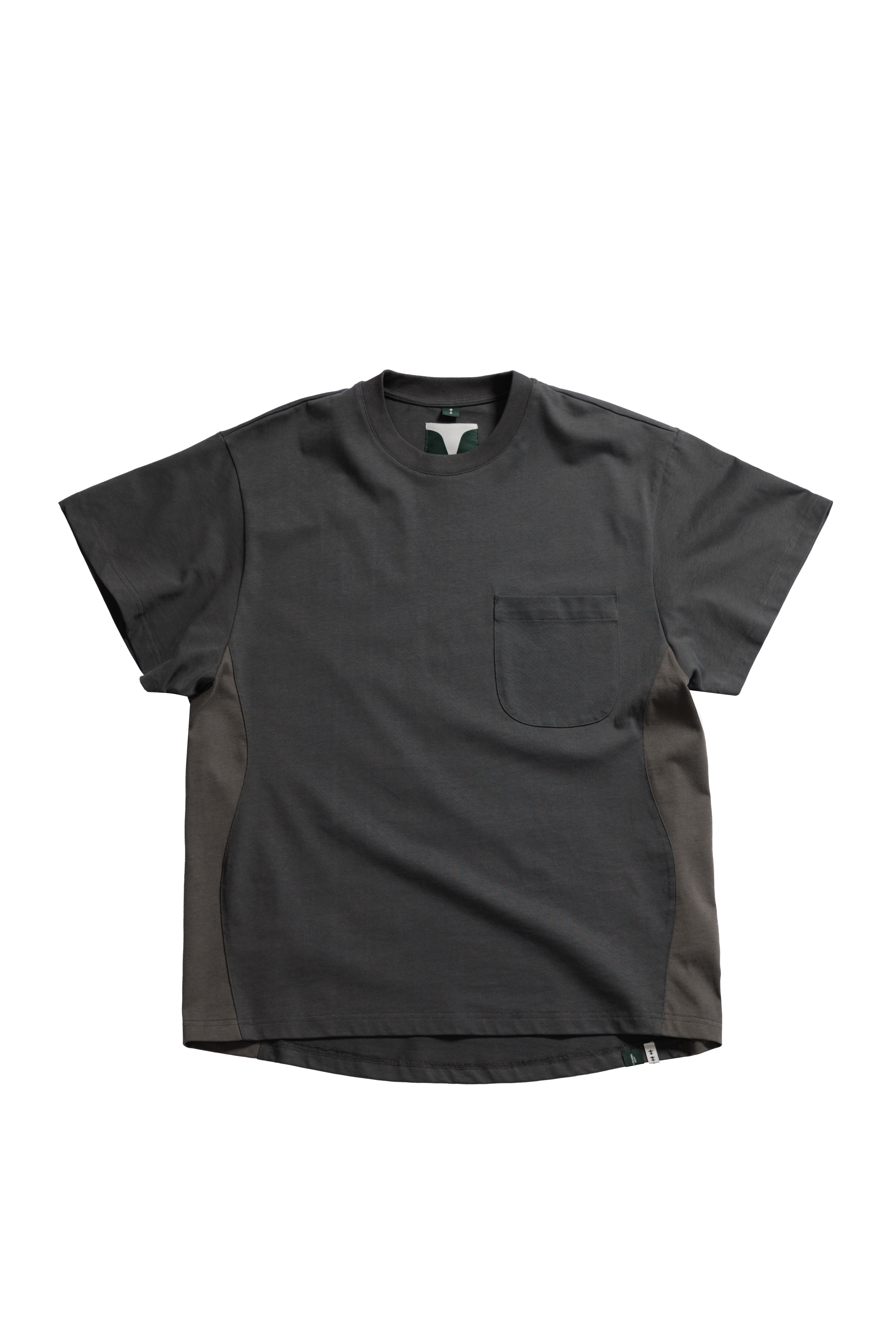 CURVED LINE TEE - DARK GREY