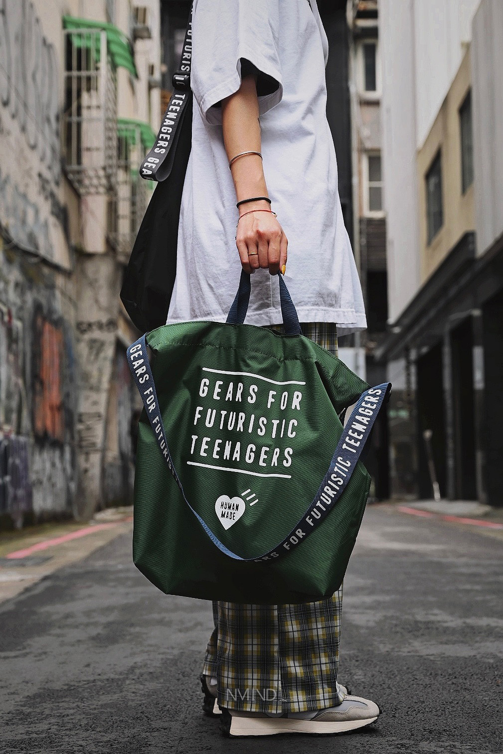 <快速出貨>HUMAN MADE PVC肩背包 兩用提袋 綠