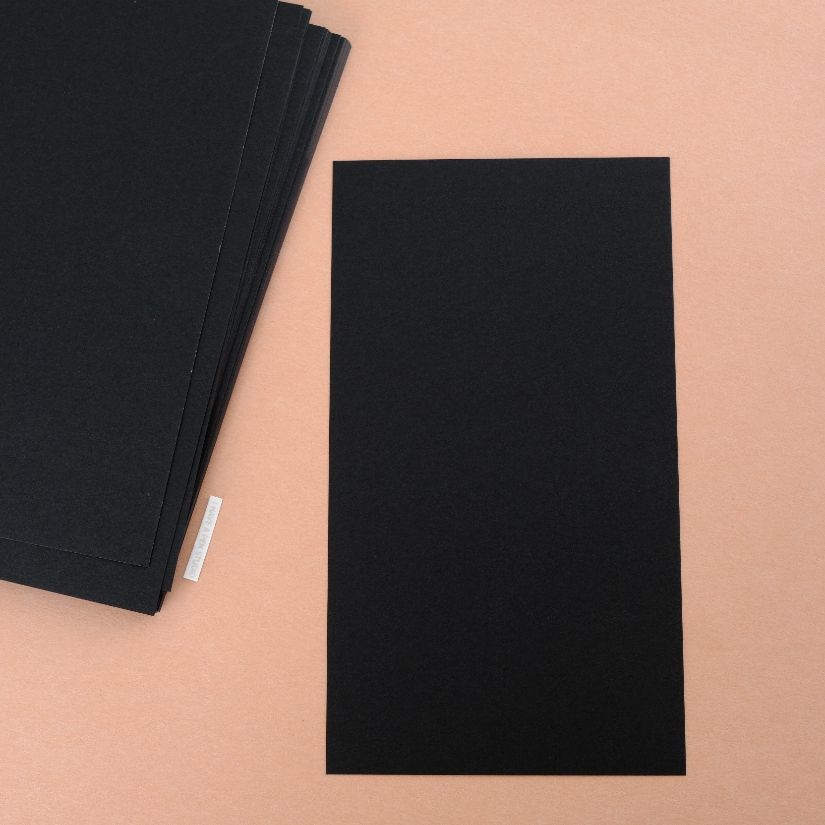 無孔 BIBLE 元素紙極黑內頁｜一分之一工作室 臺灣