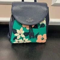 [S] KATE SPADE K7308 LILY BLOOMS CAN MD FLIP BACKPACK, GREEN MULT, 196021079245 (SKS626)