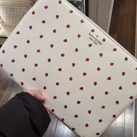 [S] KATE SPADE KA534 STACI DOTTIE UNIVERSAL LAPTOP CASE,CREAM MULTI, 196021218200 (SKS633)