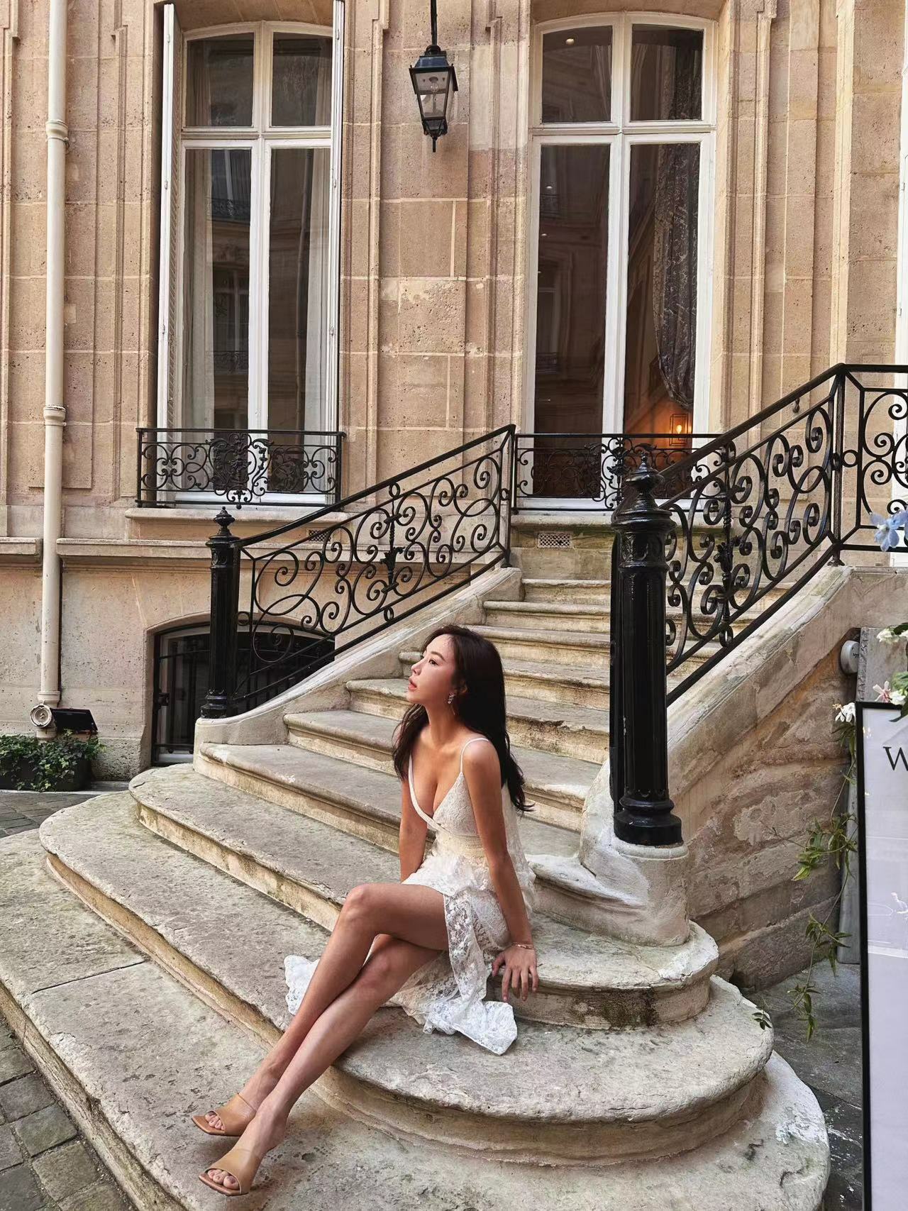 Angel's Wings 天使的羽翼 細肩蕾絲魚尾開衩長洋裝