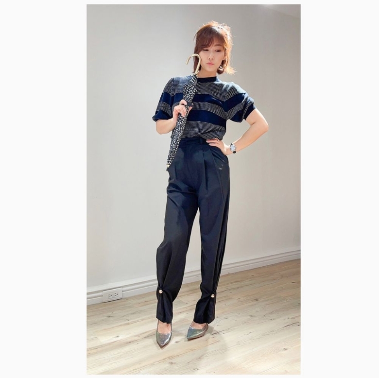 秋冬鈕扣設計長褲