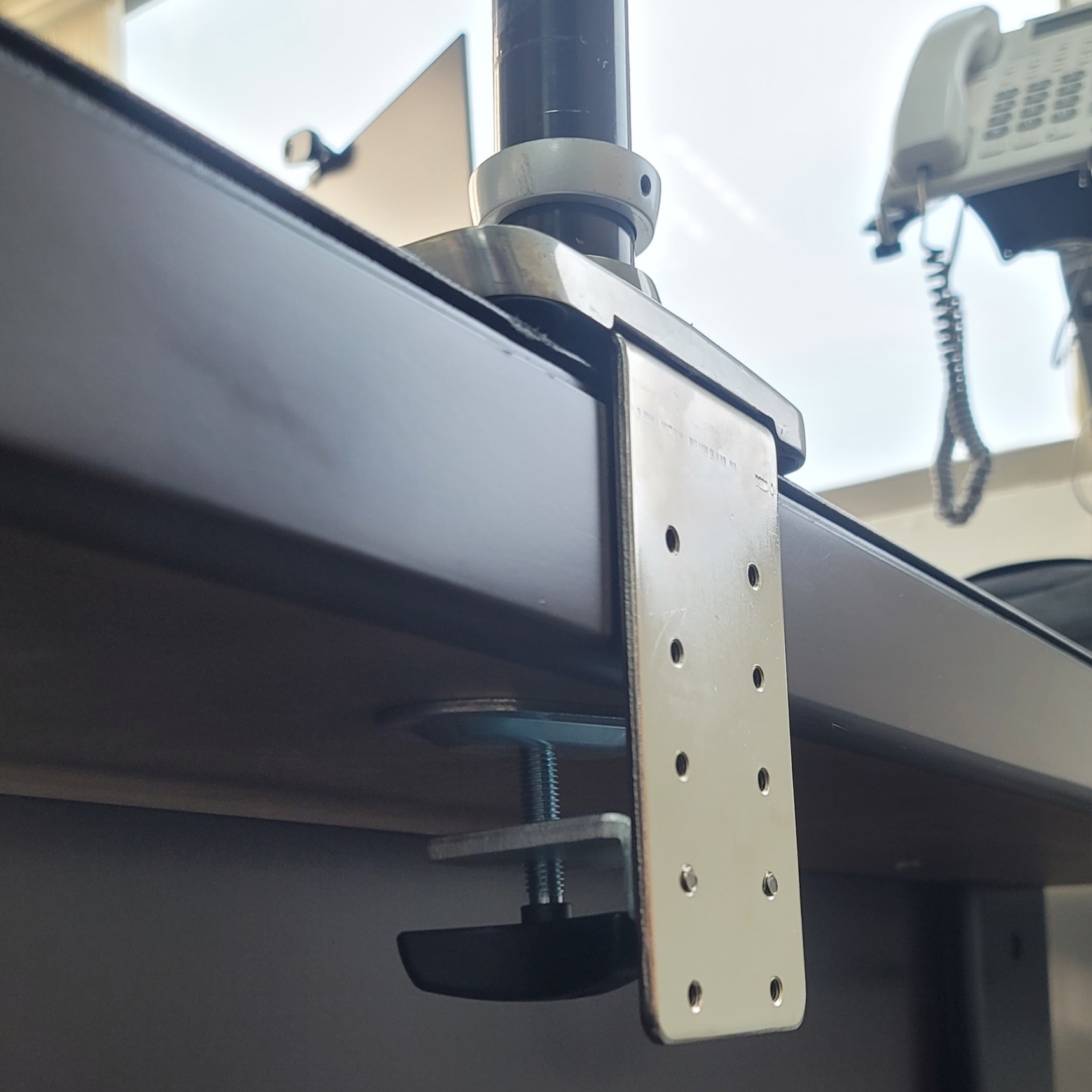 LX Desktop Clamp Extension Plate