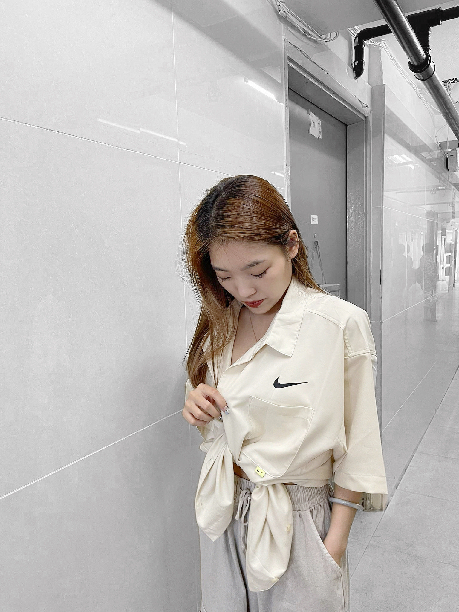 Nike Sportswear Swoosh 恤衫兩色 Black/Cream(奶白色)