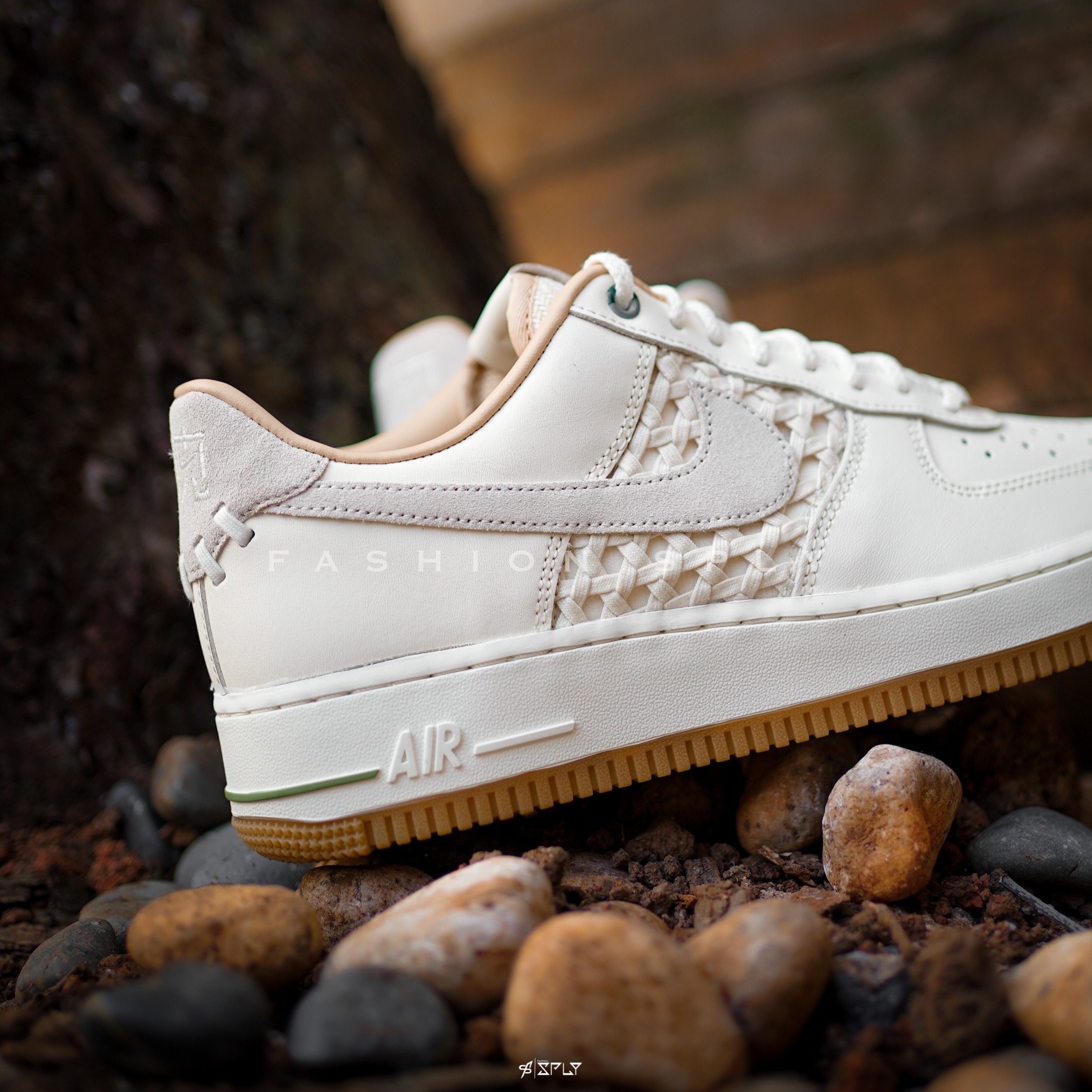 Nike Air Force 1 Low 07 Premium NAI-KE 編織米白