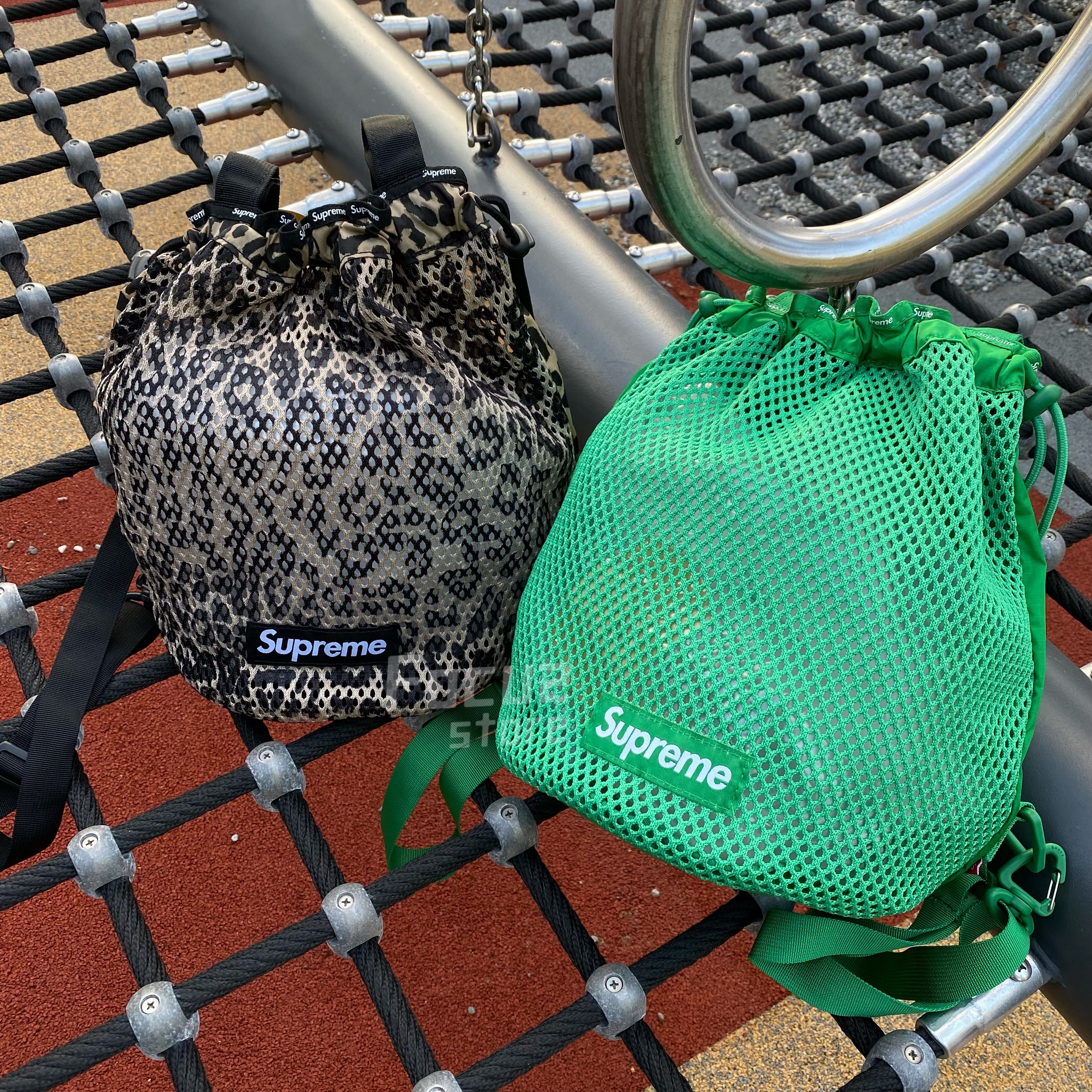 Supreme 23SS MESH SMALL BACKPACK