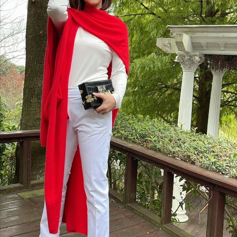 Cashmere 經典披肩外套