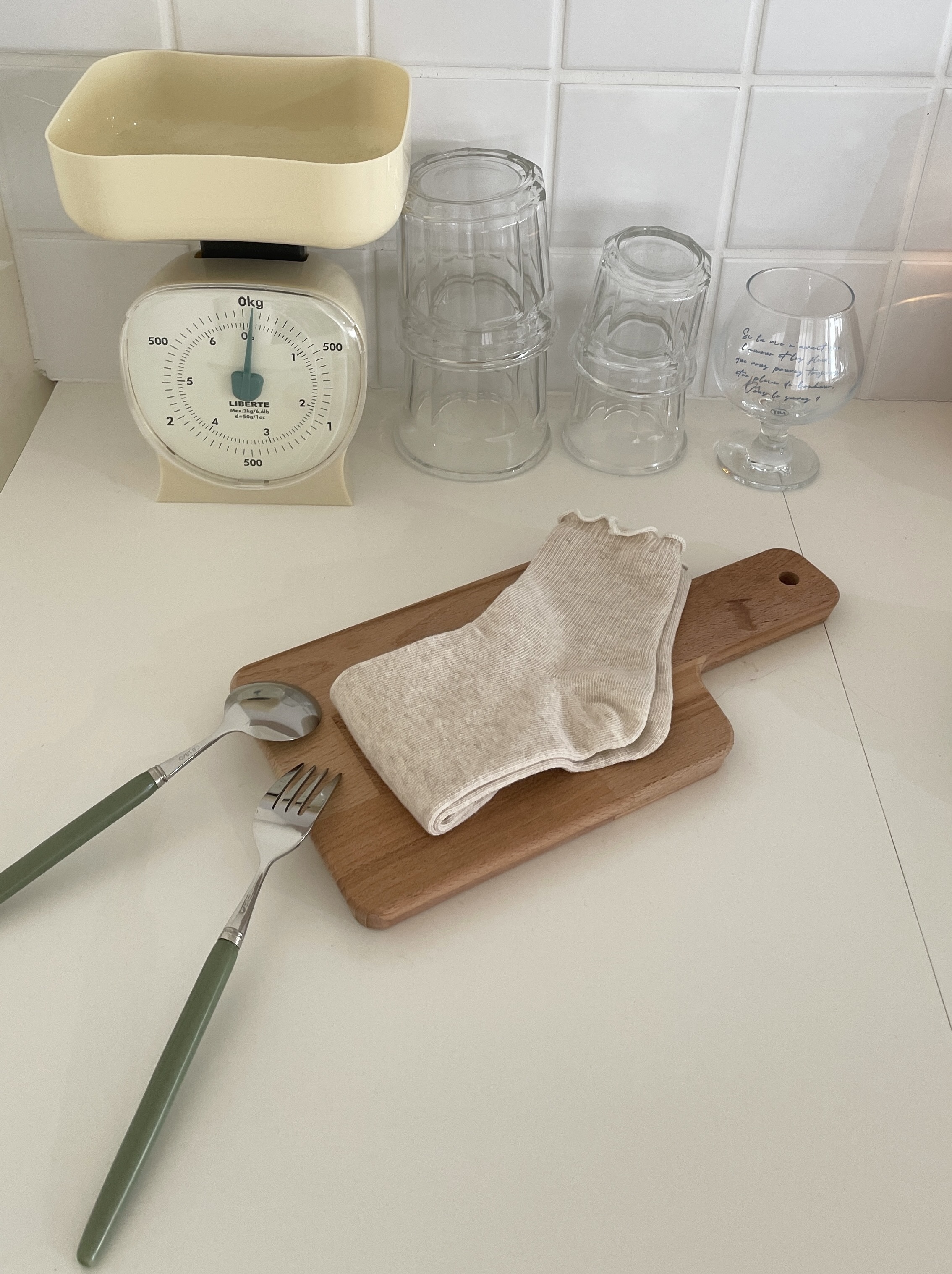 日常必備！Korea捲邊長襪