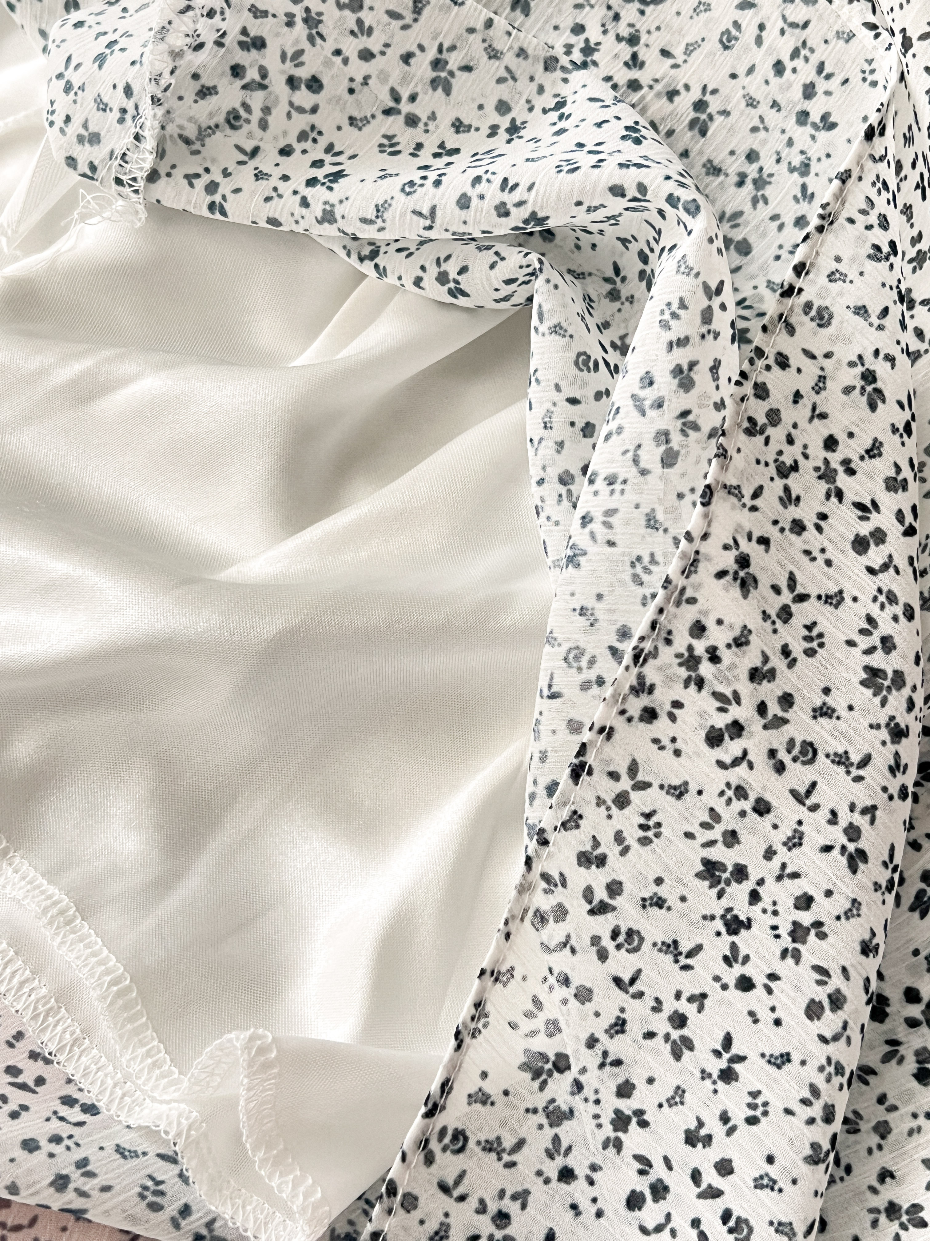 〈29/5～2/6 連線DAY 3〉超百搭～雙層碎花小短裙