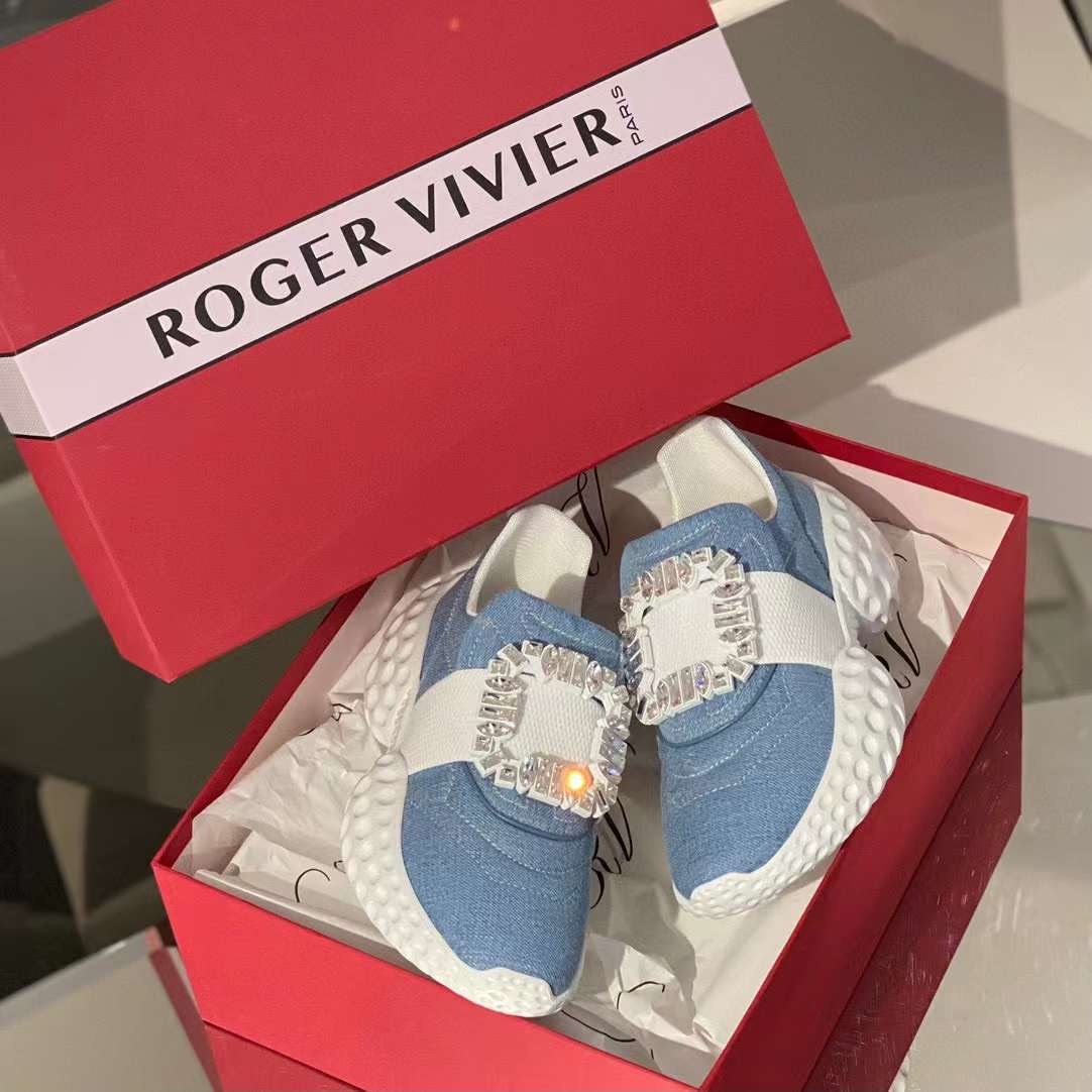 ROGER VIVIER 鑽扣藍色運動鞋 -M