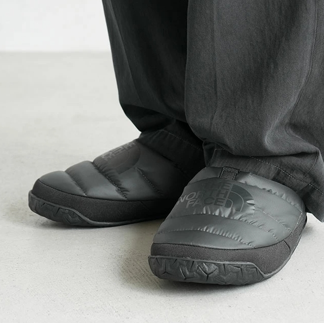 日本代購 THE NORTH FACE 北臉 登山鞋 男士羽絨鞋 登山鞋 冬季鞋 NF02271 JUN-