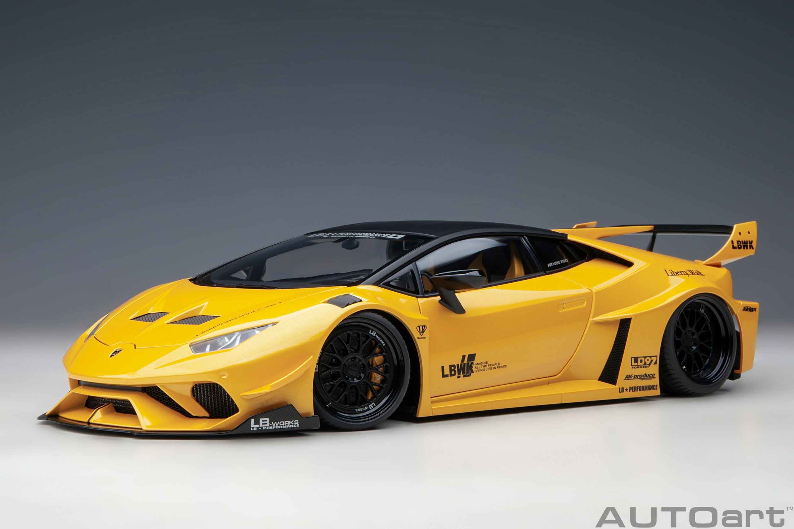 Kyosho Lamborghini Diablo GT Yellow完全未開封 - ミニカー