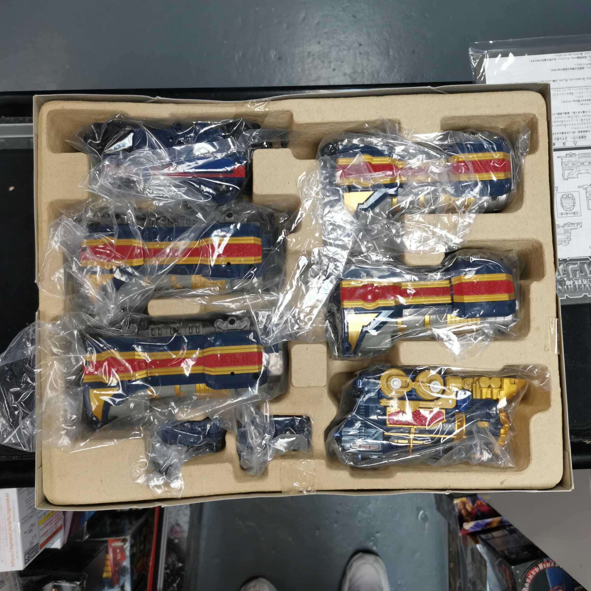 戰隊系列-DX魔法戰隊 魔法鐵神