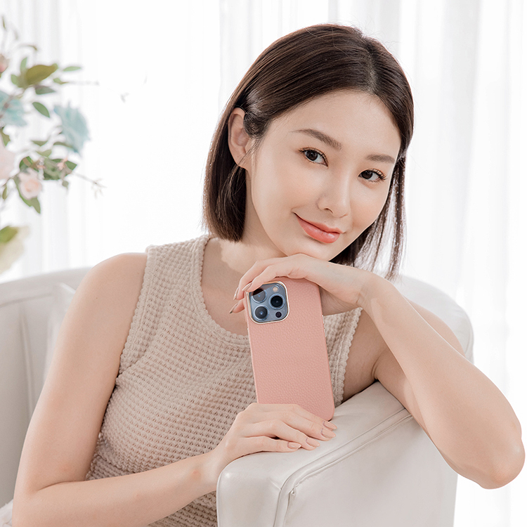 法式豹紋 蜜荔殼 (MagSafe) 蜜荔粉皮革殼 - (訂製名字) iPhone客製化手機殼