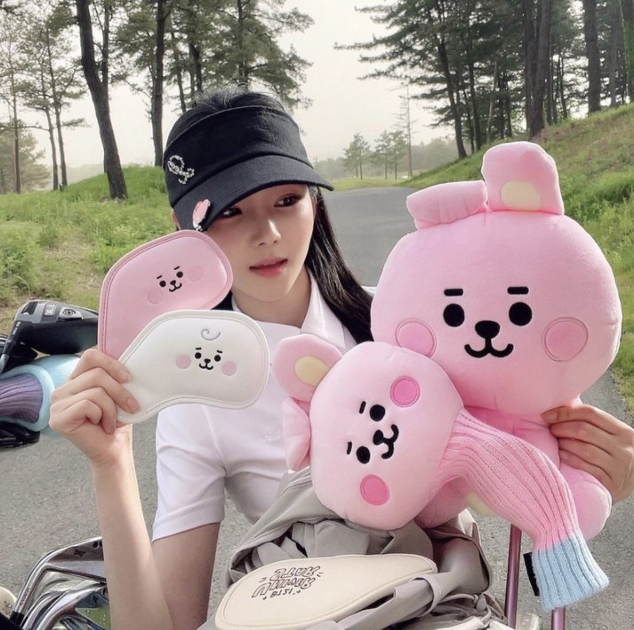 韓國男子團體BTS（防彈少年團）限量高爾夫球桿套/1號木桿套/Drive桿套 /韓版桿套/COOKY（Jungkook田柾國）粉紅色小兔子