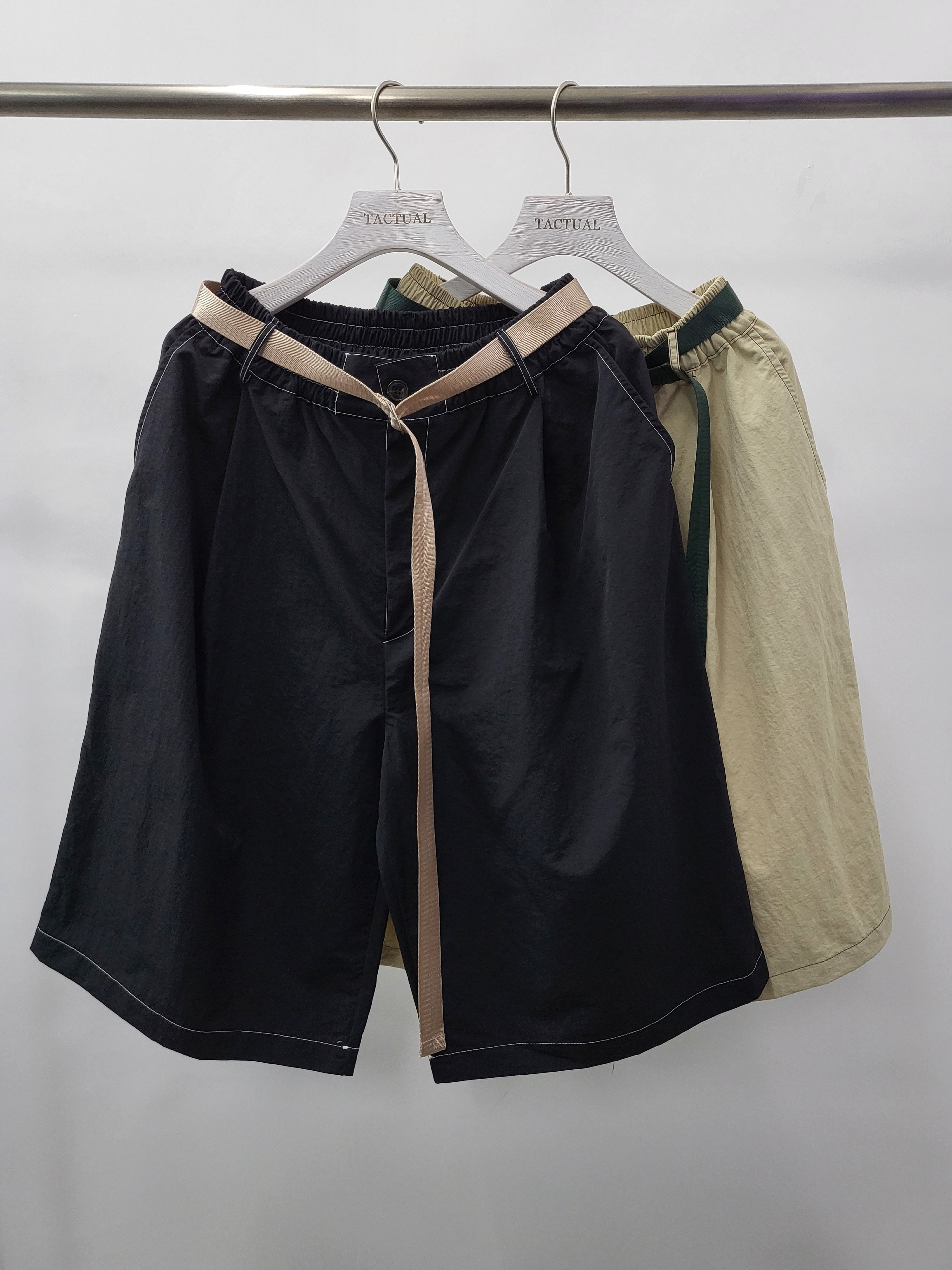 淨色連腰帶短褲 P2428